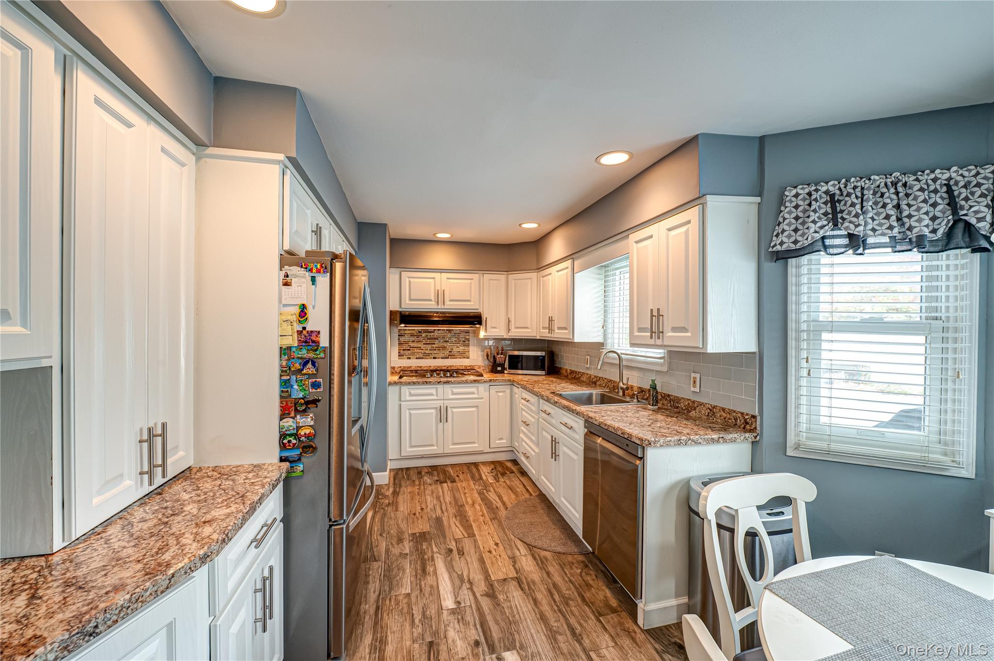 #10 photo, 17 Lowery Avenue, サフォーク郡 Lake Grove , NY 11755