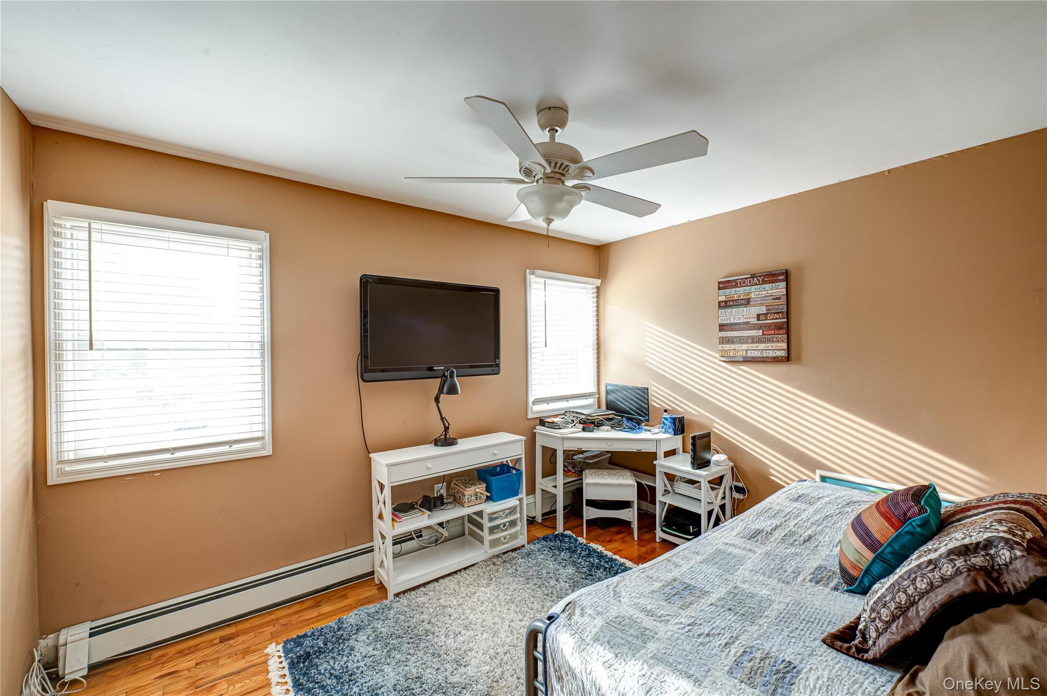 #20 photo, 17 Lowery Avenue, サフォーク郡 Lake Grove , NY 11755