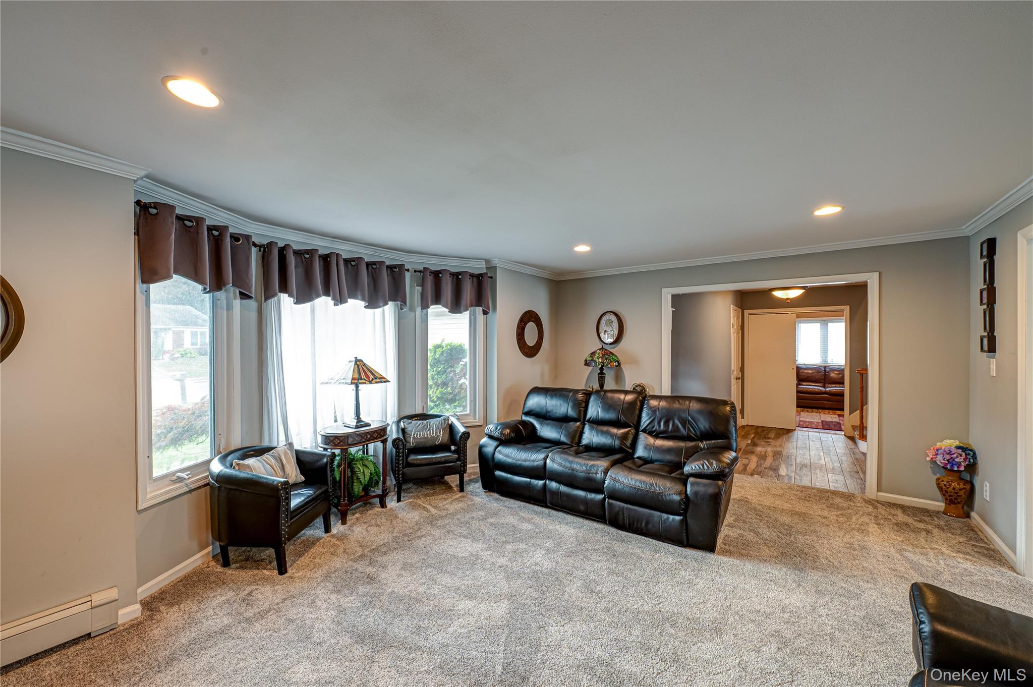 #7 photo, 17 Lowery Avenue, サフォーク郡 Lake Grove , NY 11755