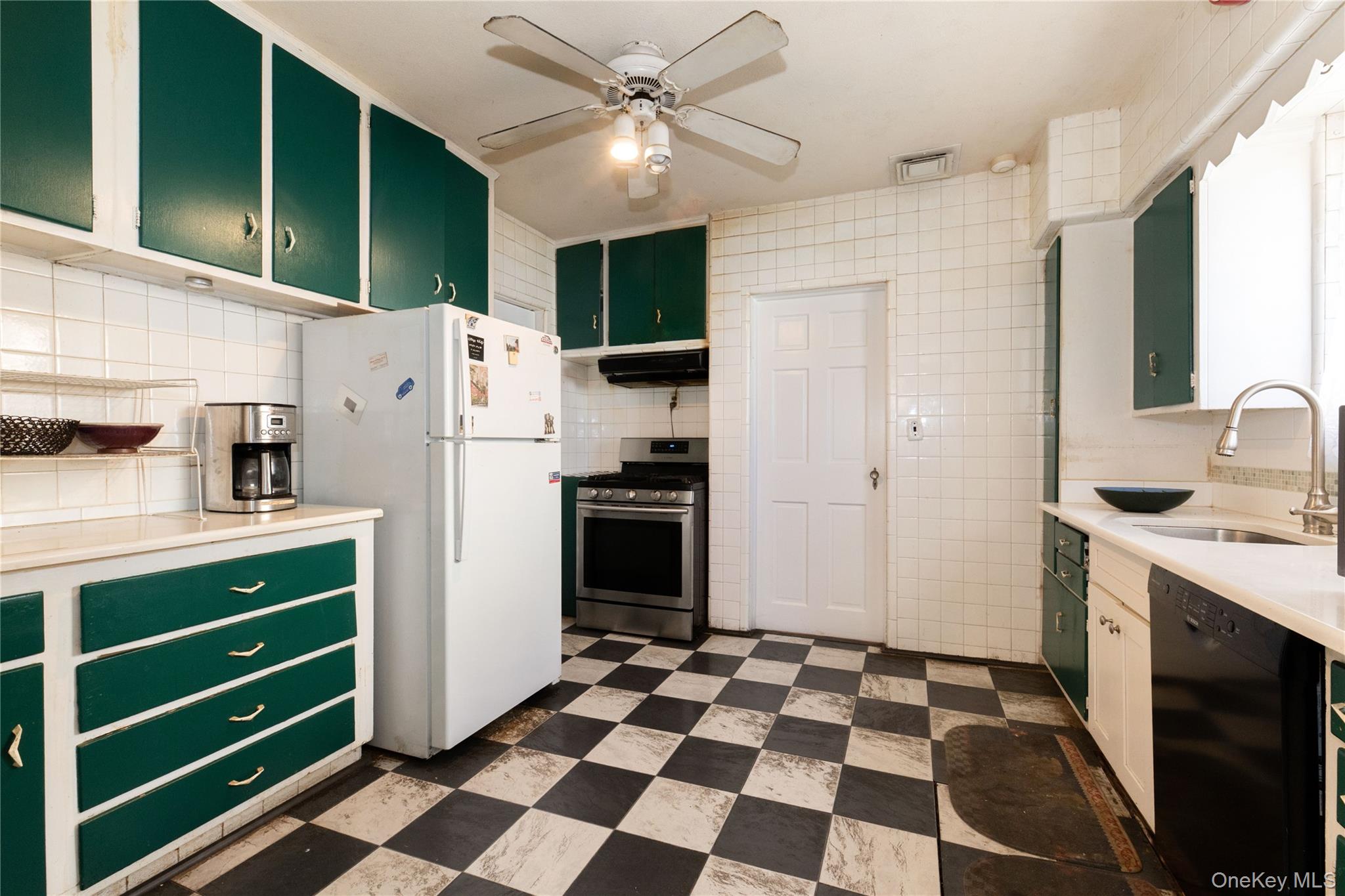 #10 photo, 80-47 188 Street, クイーンズ区 Jamaica Estates , NY 11432