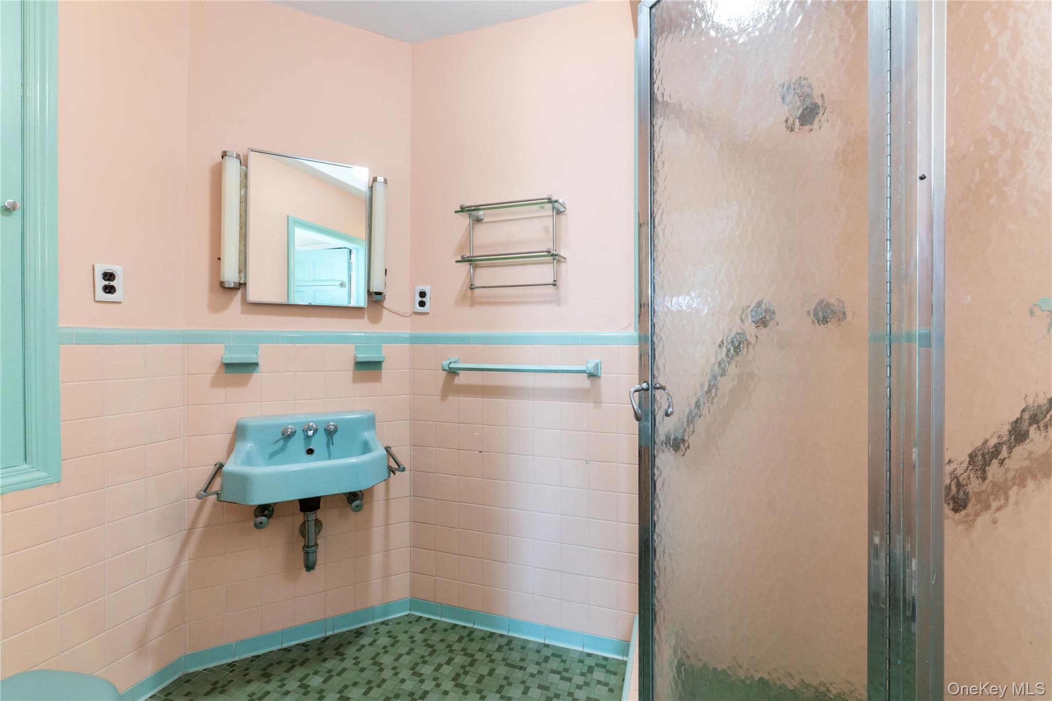 #8 photo, 80-47 188 Street, クイーンズ区 Jamaica Estates , NY 11432