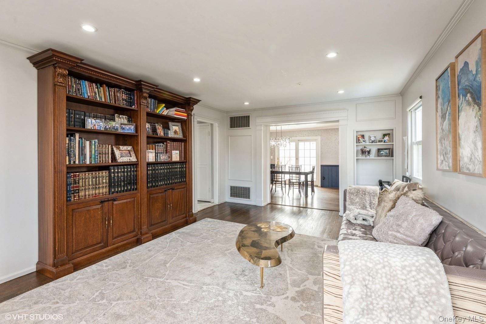 #18 photo, 729 Wilson Street, North Woodmere , NY 11581