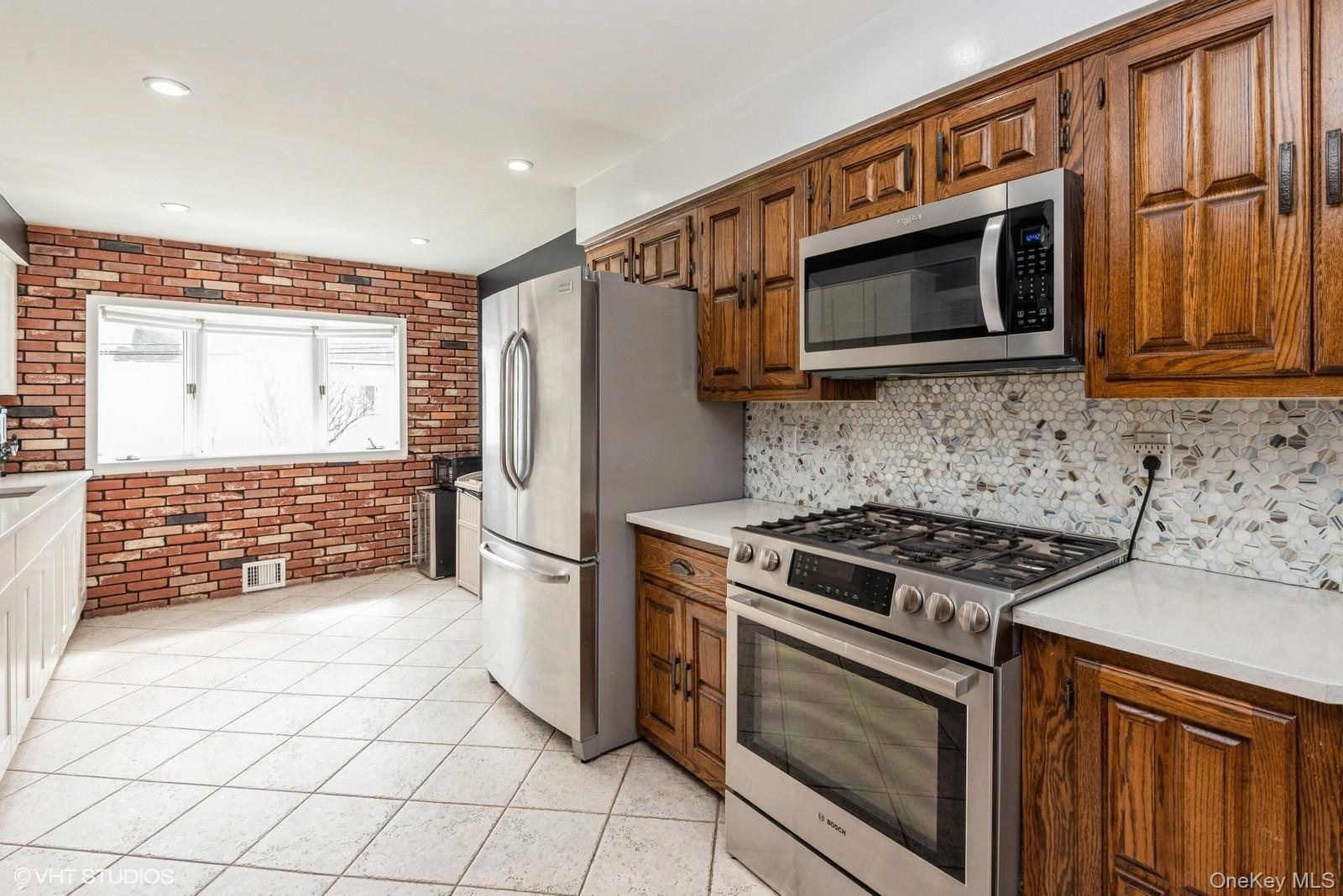 #7 photo, 729 Wilson Street, North Woodmere , NY 11581