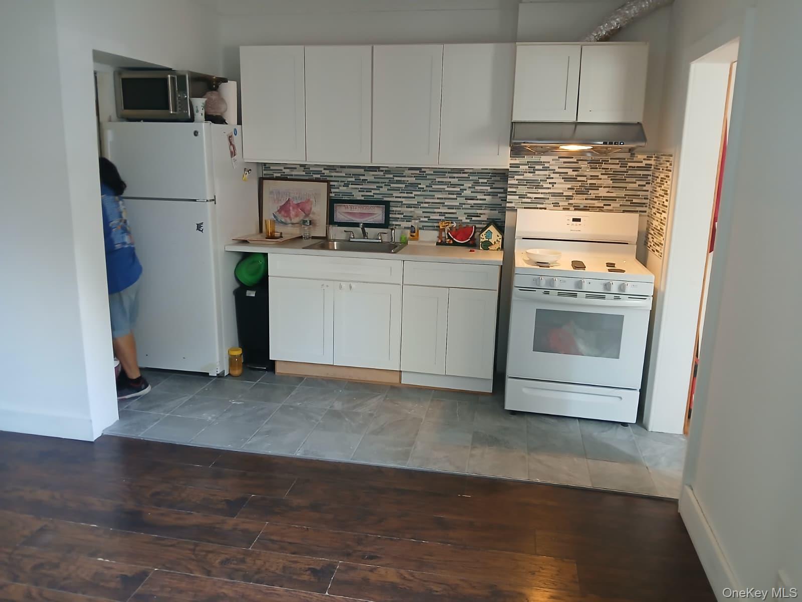 #10 photo, 88-10 78 Street, クイーンズ区 Woodhaven , NY 11421