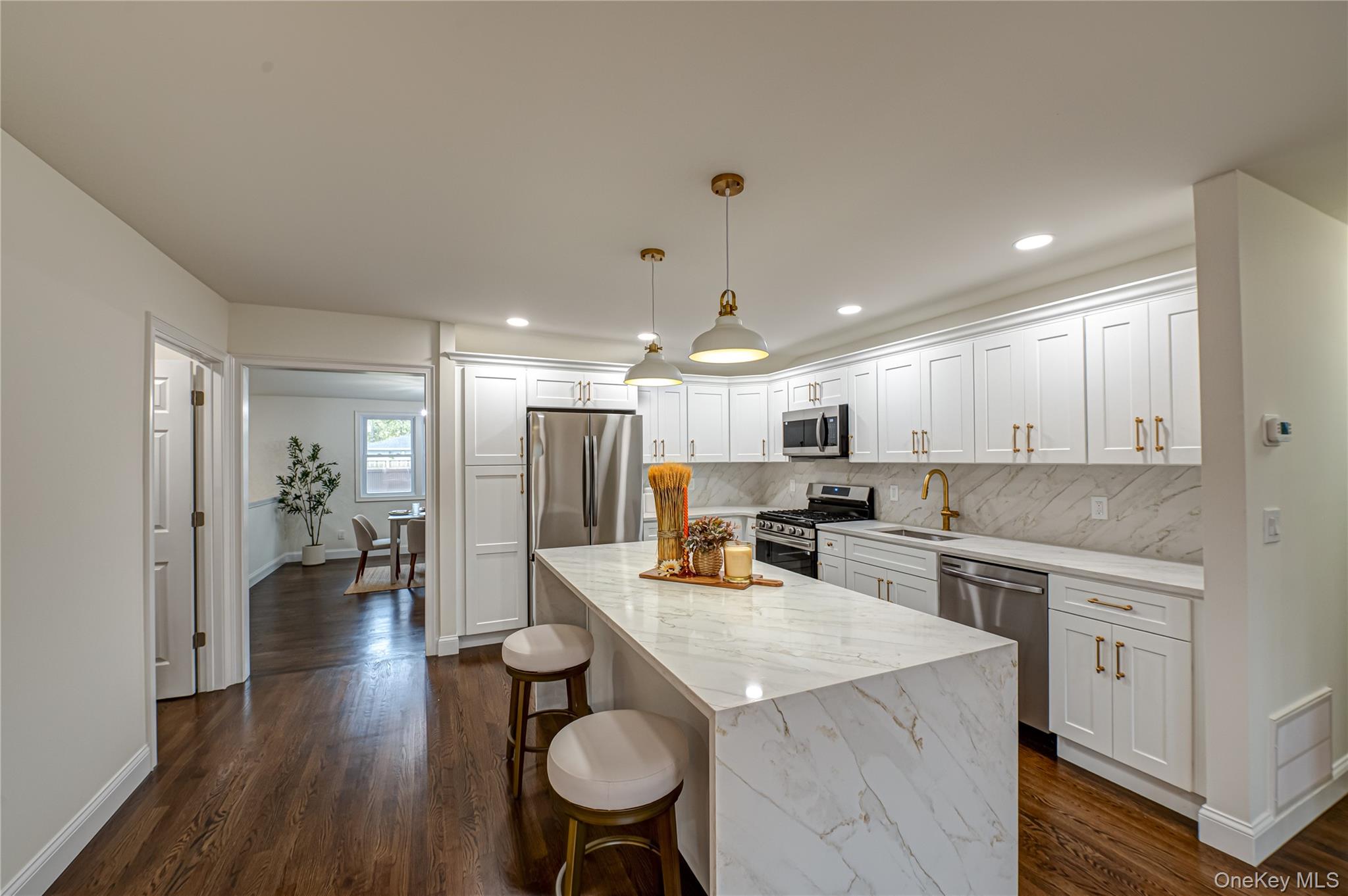 #9 photo, 12 Rivera Lane, West Sayville , NY 11796