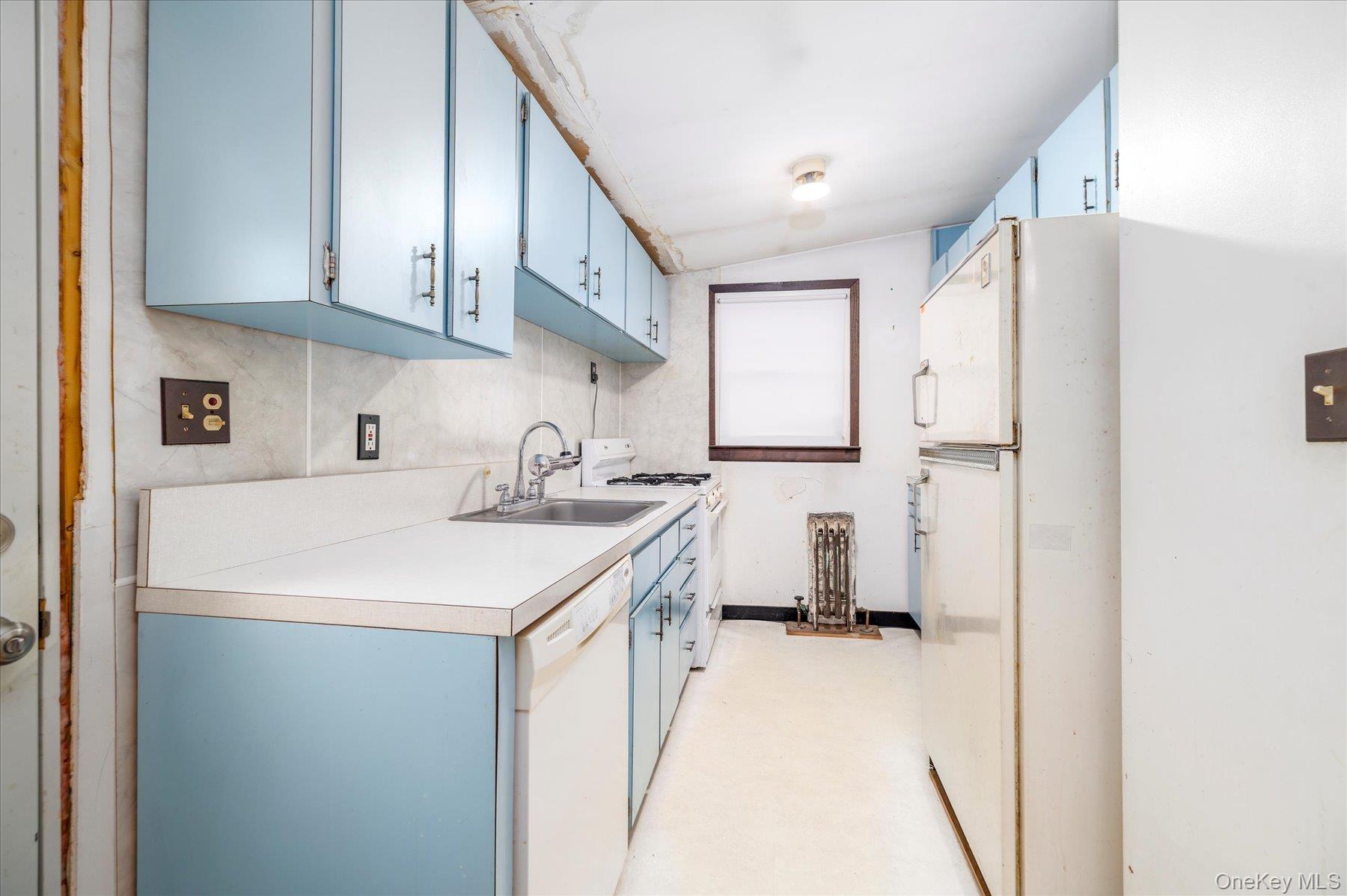 #10 photo, 184 Dallas Street, サフォーク郡 Lindenhurst , NY 11757