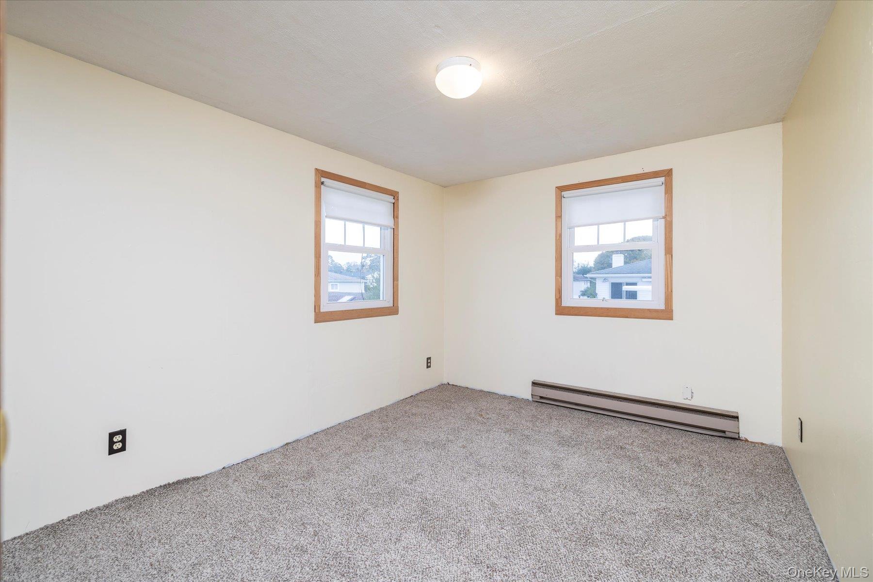 #18 photo, 184 Dallas Street, サフォーク郡 Lindenhurst , NY 11757