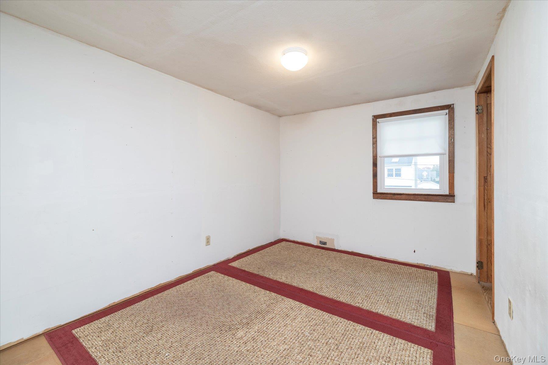 #19 photo, 184 Dallas Street, サフォーク郡 Lindenhurst , NY 11757