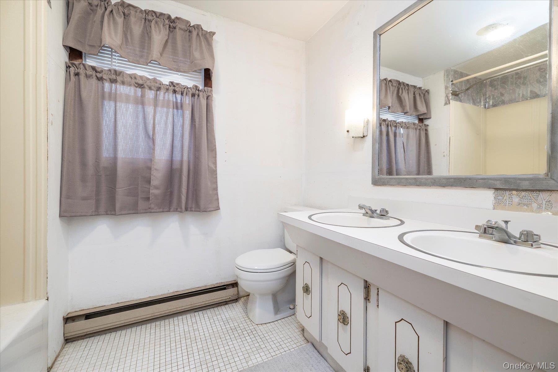 #20 photo, 184 Dallas Street, サフォーク郡 Lindenhurst , NY 11757