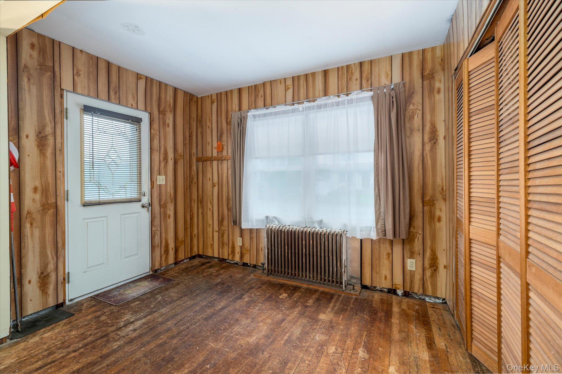 #7 photo, 184 Dallas Street, サフォーク郡 Lindenhurst , NY 11757