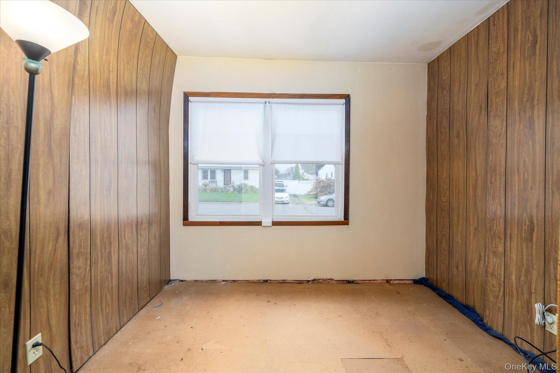 #9 photo, 184 Dallas Street, サフォーク郡 Lindenhurst , NY 11757