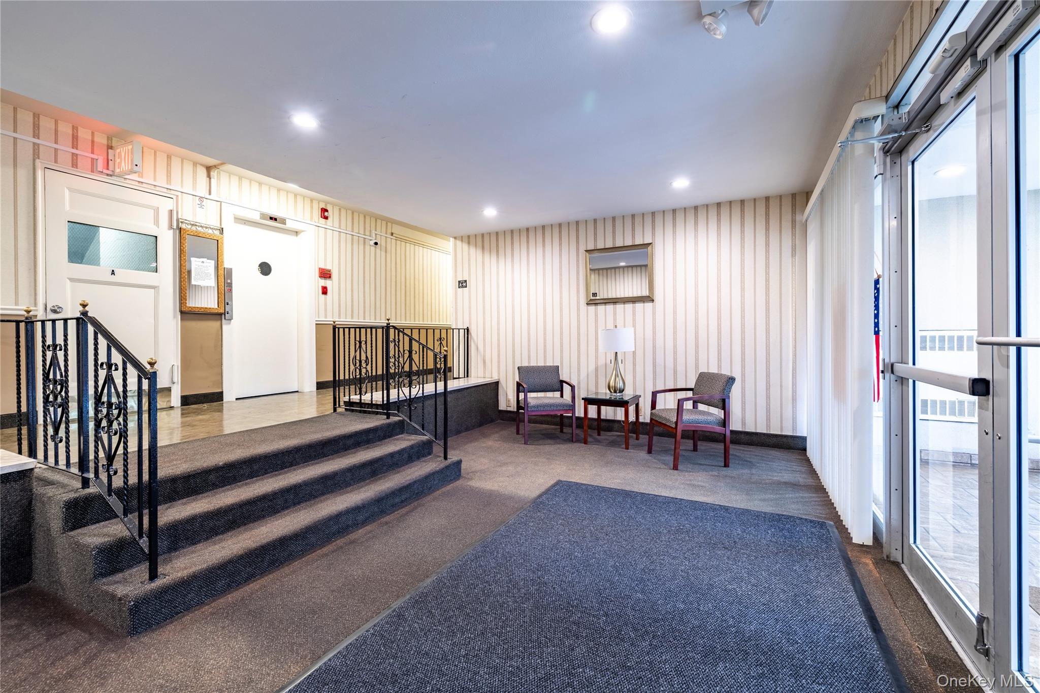 #16 photo, 25 Elizabeth Street, ナッソー郡 Farmingdale , NY 11735