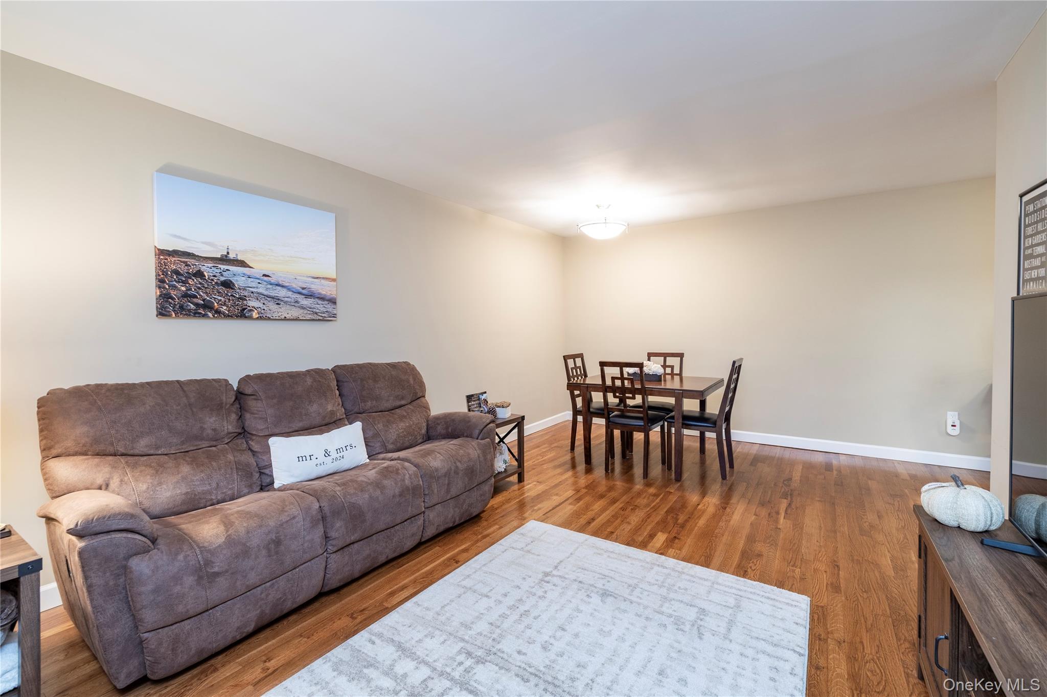 #8 photo, 25 Elizabeth Street, ナッソー郡 Farmingdale , NY 11735