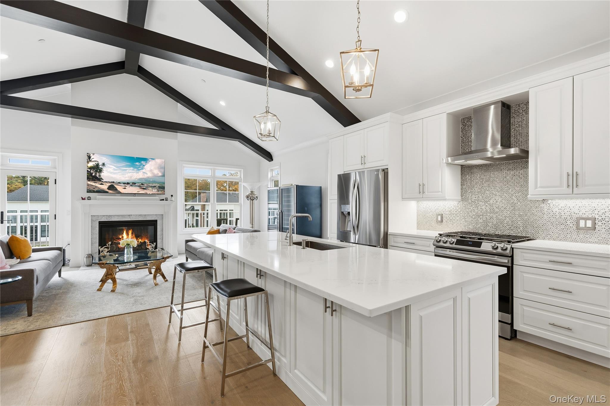 #11 photo, 86202 Spruce Pond Circle, Plainview , NY 11803