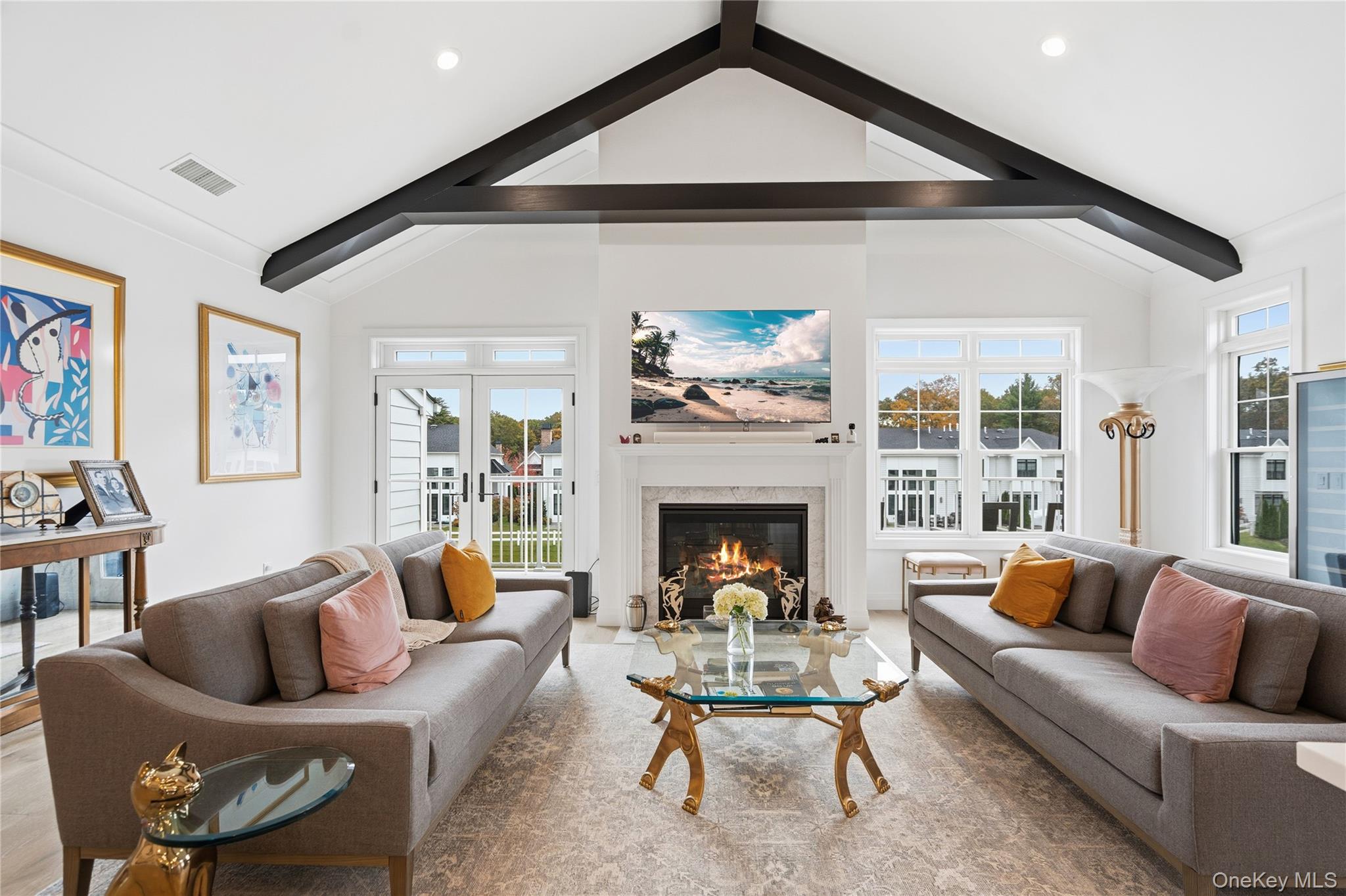 #4 photo, 86202 Spruce Pond Circle, Plainview , NY 11803