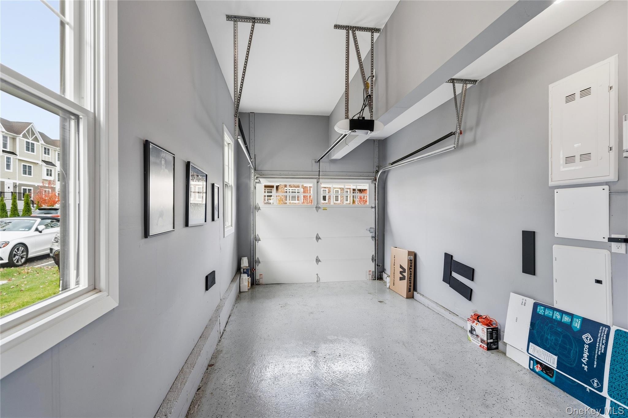 #7 photo, 86202 Spruce Pond Circle, Plainview , NY 11803