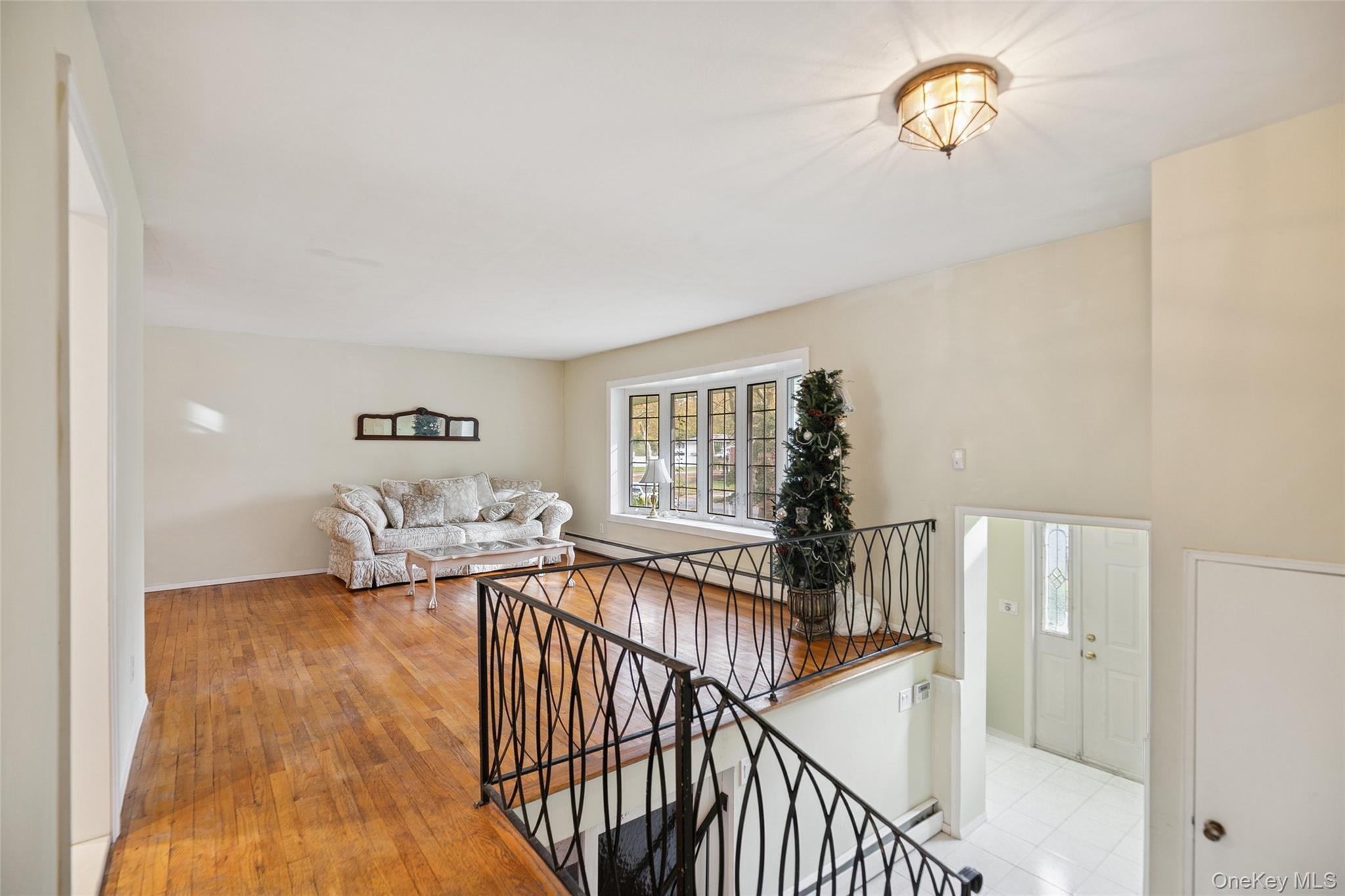 #5 photo, 11 Mackay Drive, サフォーク郡 Hauppauge , NY 11788