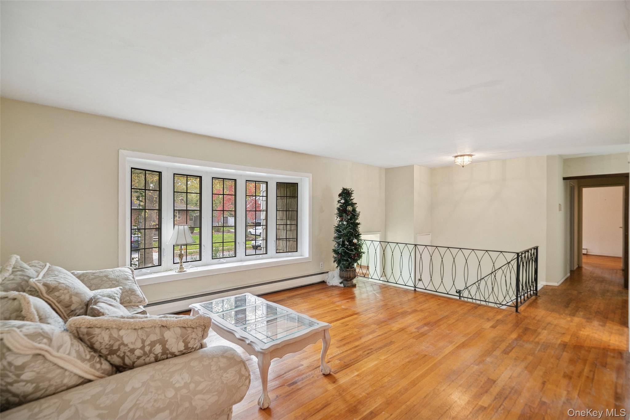 #8 photo, 11 Mackay Drive, サフォーク郡 Hauppauge , NY 11788