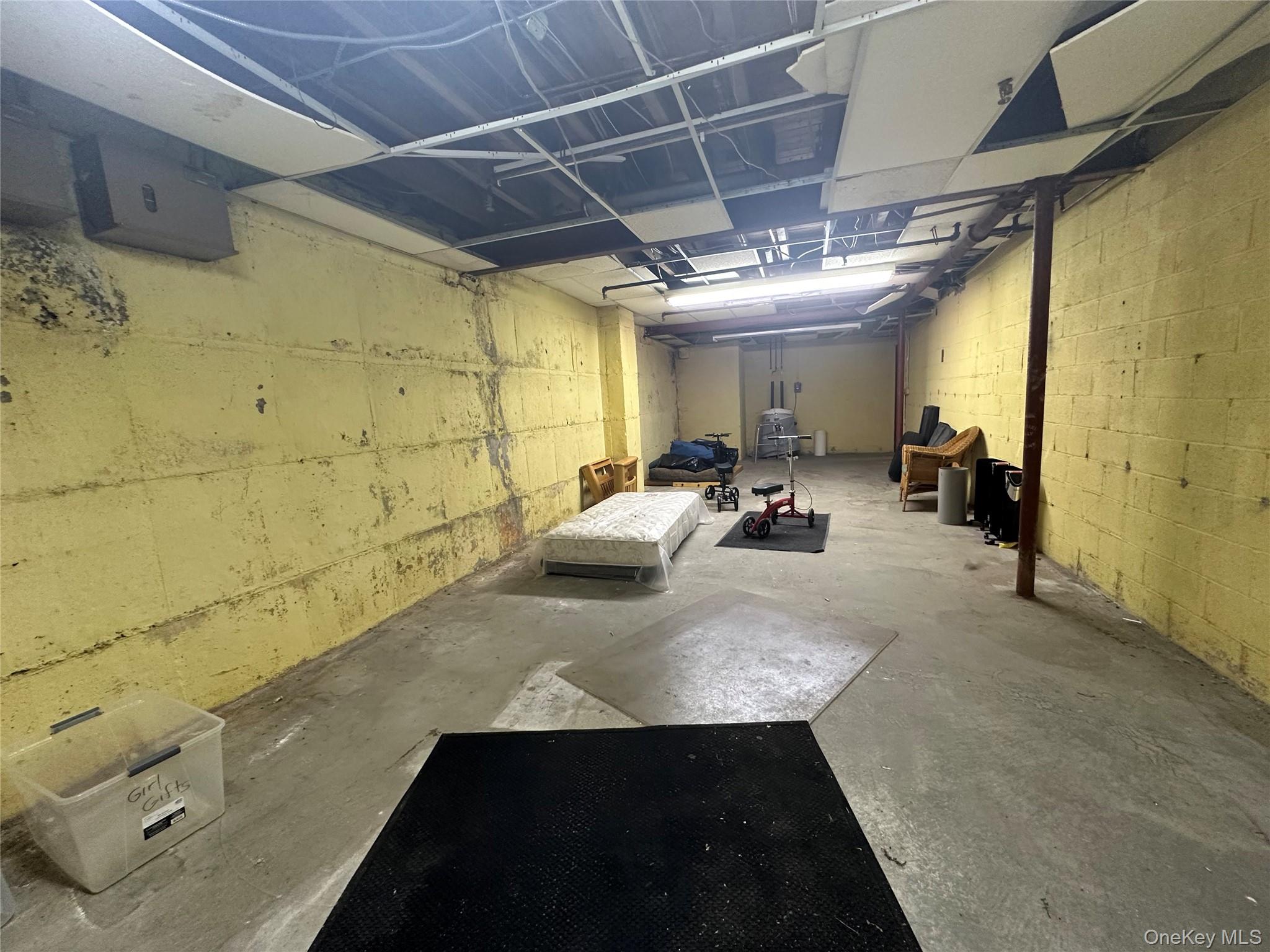 #11 photo, 72 Fulton Avenue, ナッソー郡 Hempstead , NY 11550