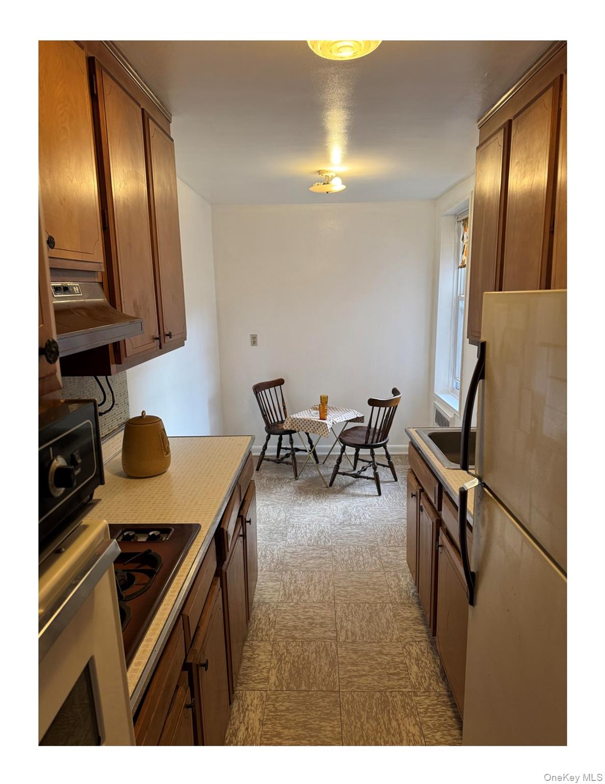 #4 photo, 100 Brooklyn Avenue, ナッソー郡 Freeport , NY 11520