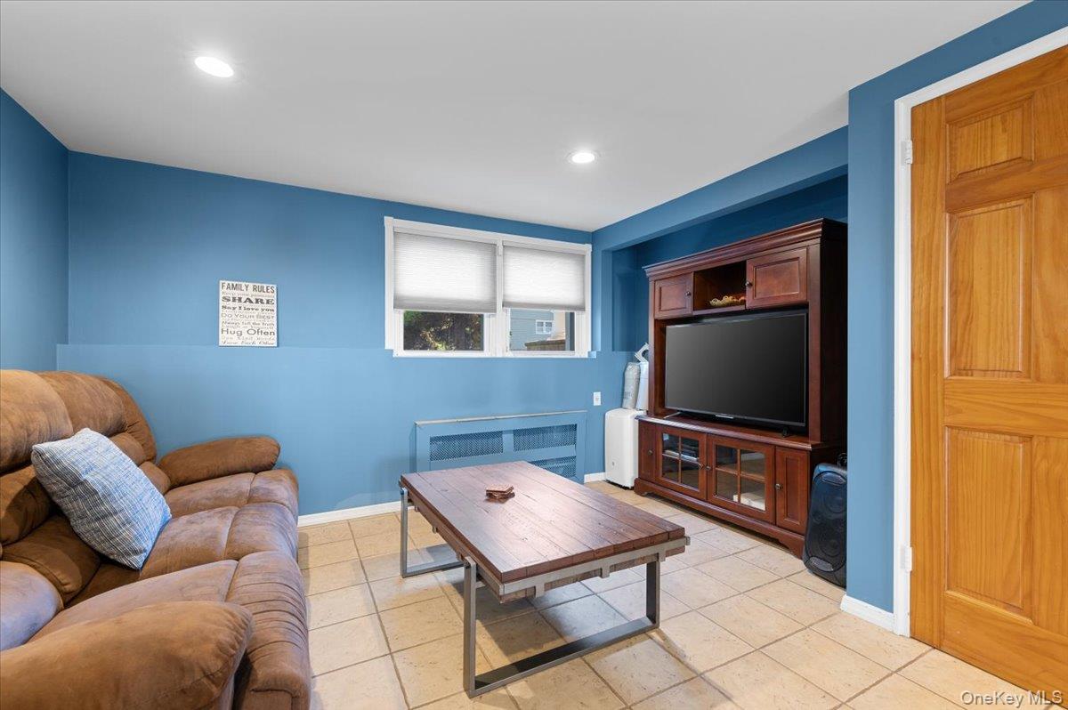 #19 photo, 21 Eleanor Road, ナッソー郡 Plainview , NY 11803