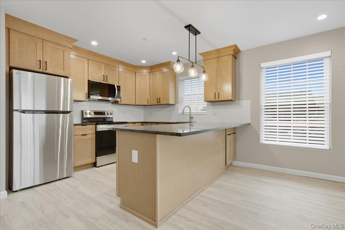 #10 photo, 71 N Main Street, ナッソー郡 Freeport , NY 11520