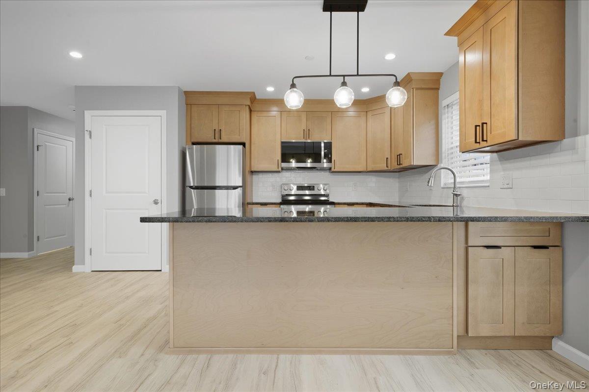 #11 photo, 71 N Main Street, ナッソー郡 Freeport , NY 11520