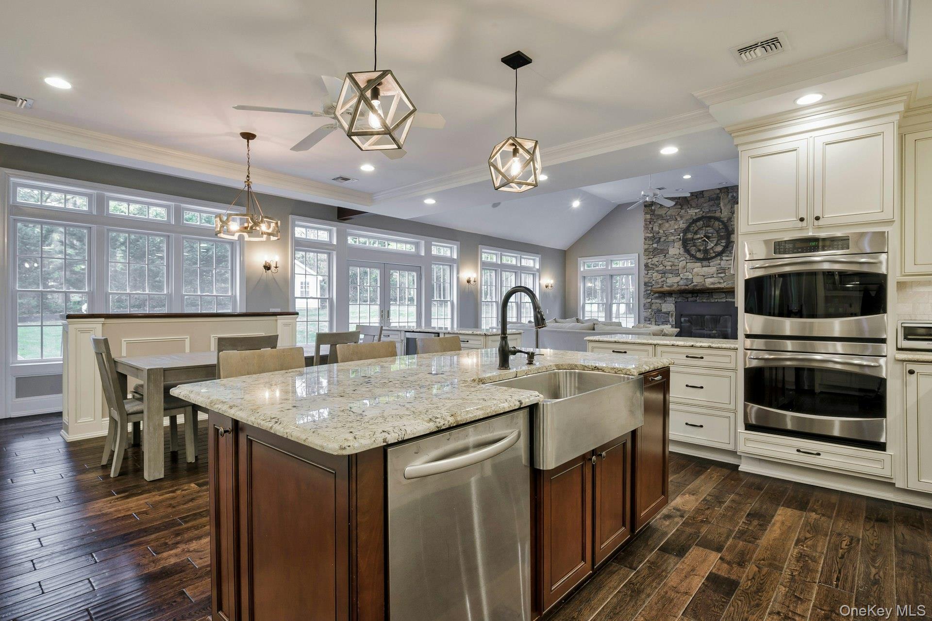 #14 photo, 9 Monfort Drive, サフォーク郡 Huntington , NY 11743