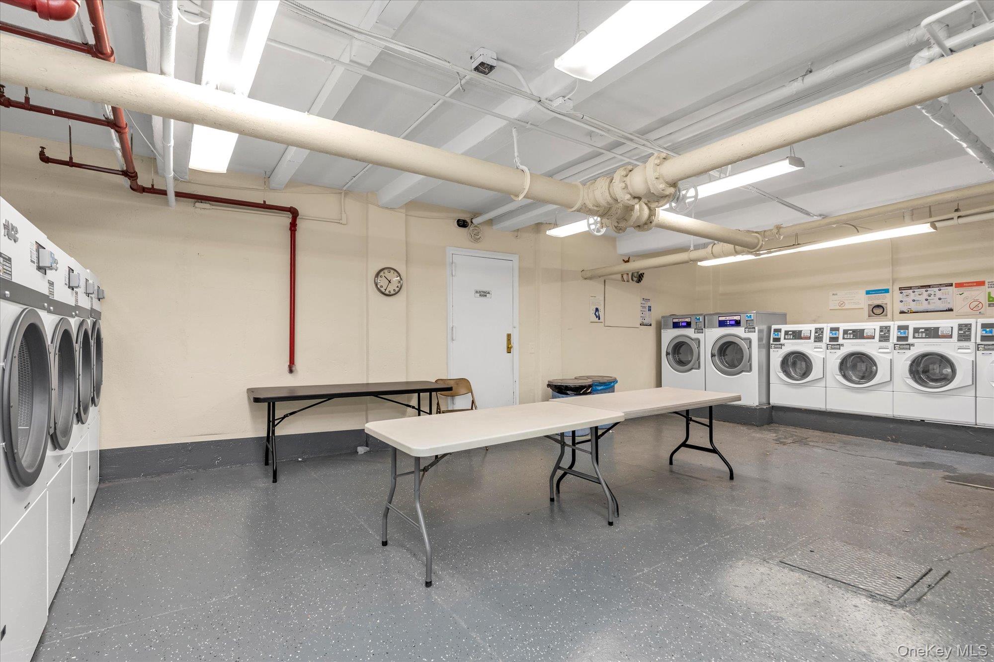 #13 photo, 8300 Talbot Street, Kew Gardens , NY 11415