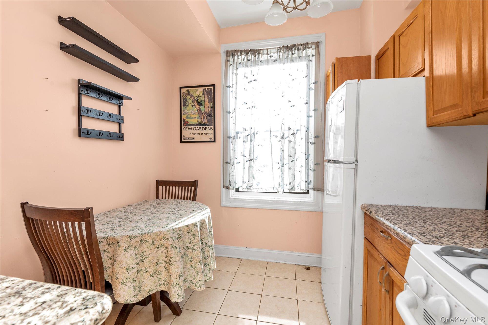 #8 photo, 8300 Talbot Street, Kew Gardens , NY 11415