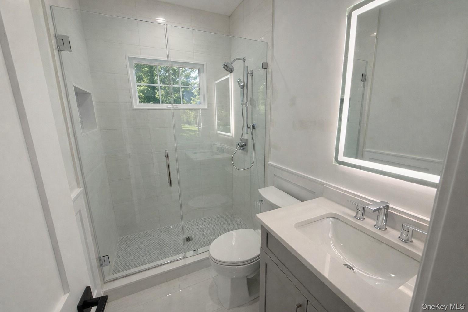 #18 photo, 7 Greenway Circle, Syosset , NY 11791