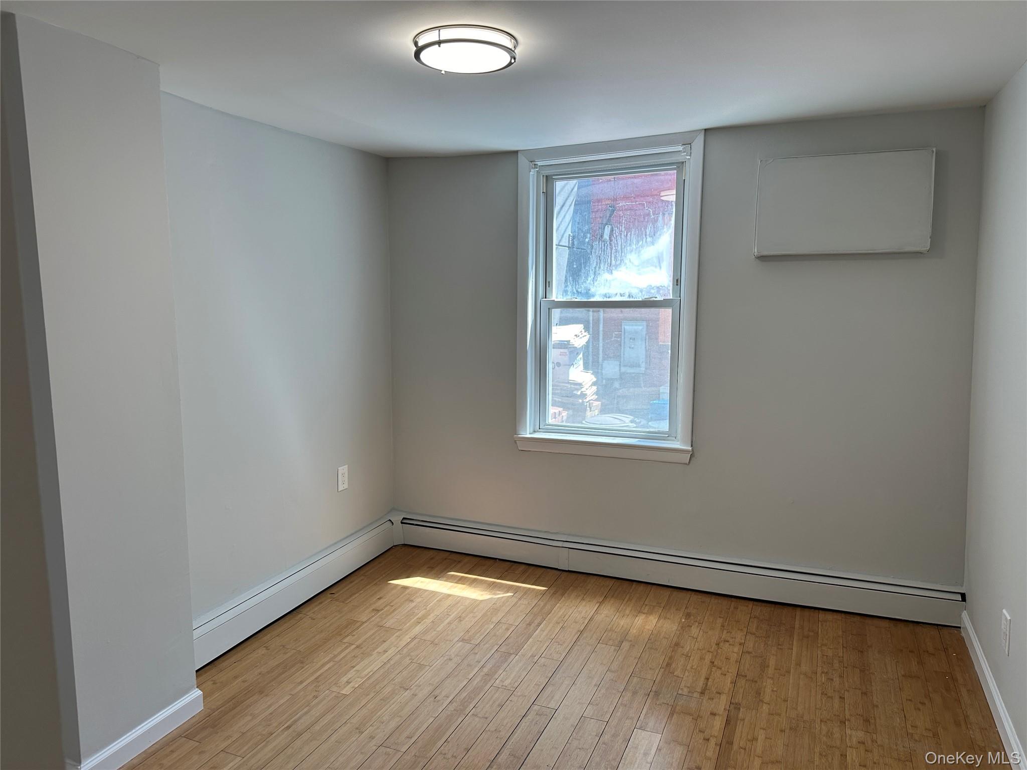 #13 photo, 191 Greenpoint Avenue, ブルックリン区 Brooklyn , NY 11222