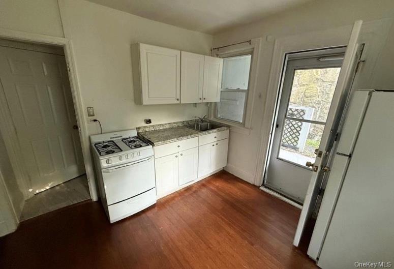 #2 photo, 364 Ashford Avenue, Dobbs Ferry , NY 10522