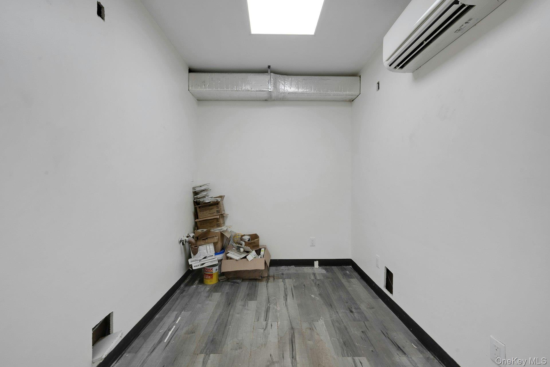 #10 photo, 1636 E 172nd Street, Bronx , NY 10472