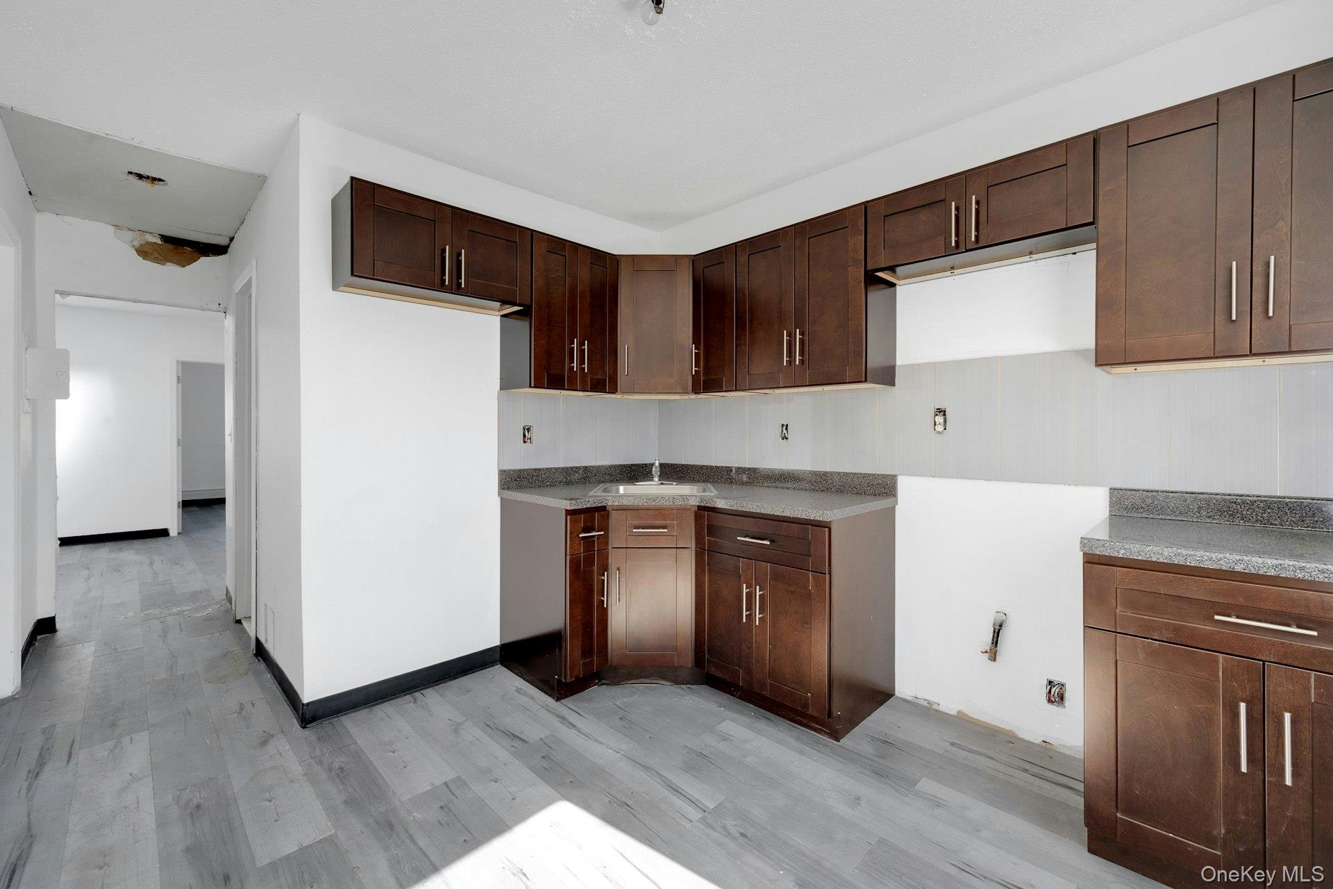 #15 photo, 1636 E 172nd Street, Bronx , NY 10472