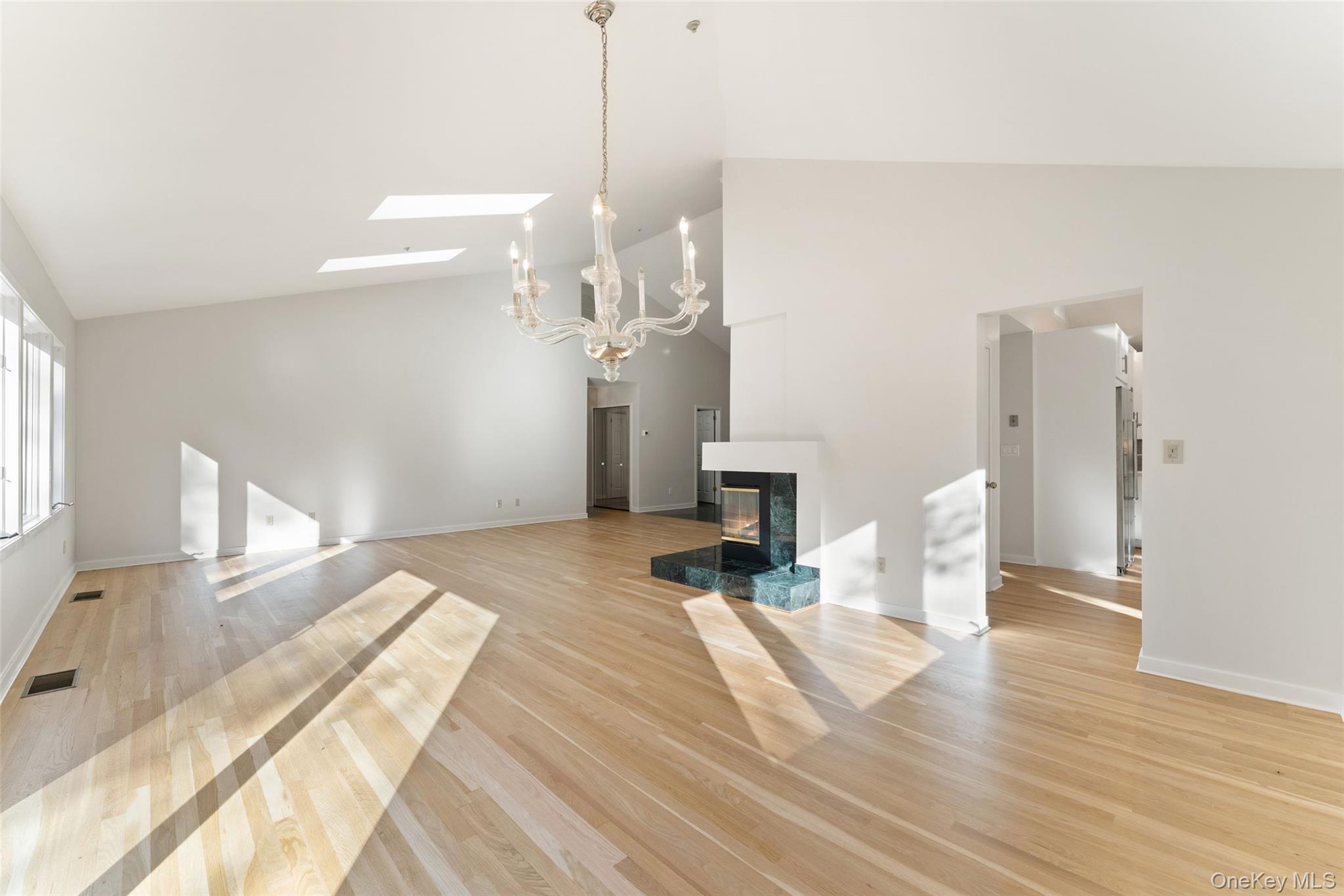 #2 photo, 71 Clubhouse Lane, Scarsdale , NY 10583