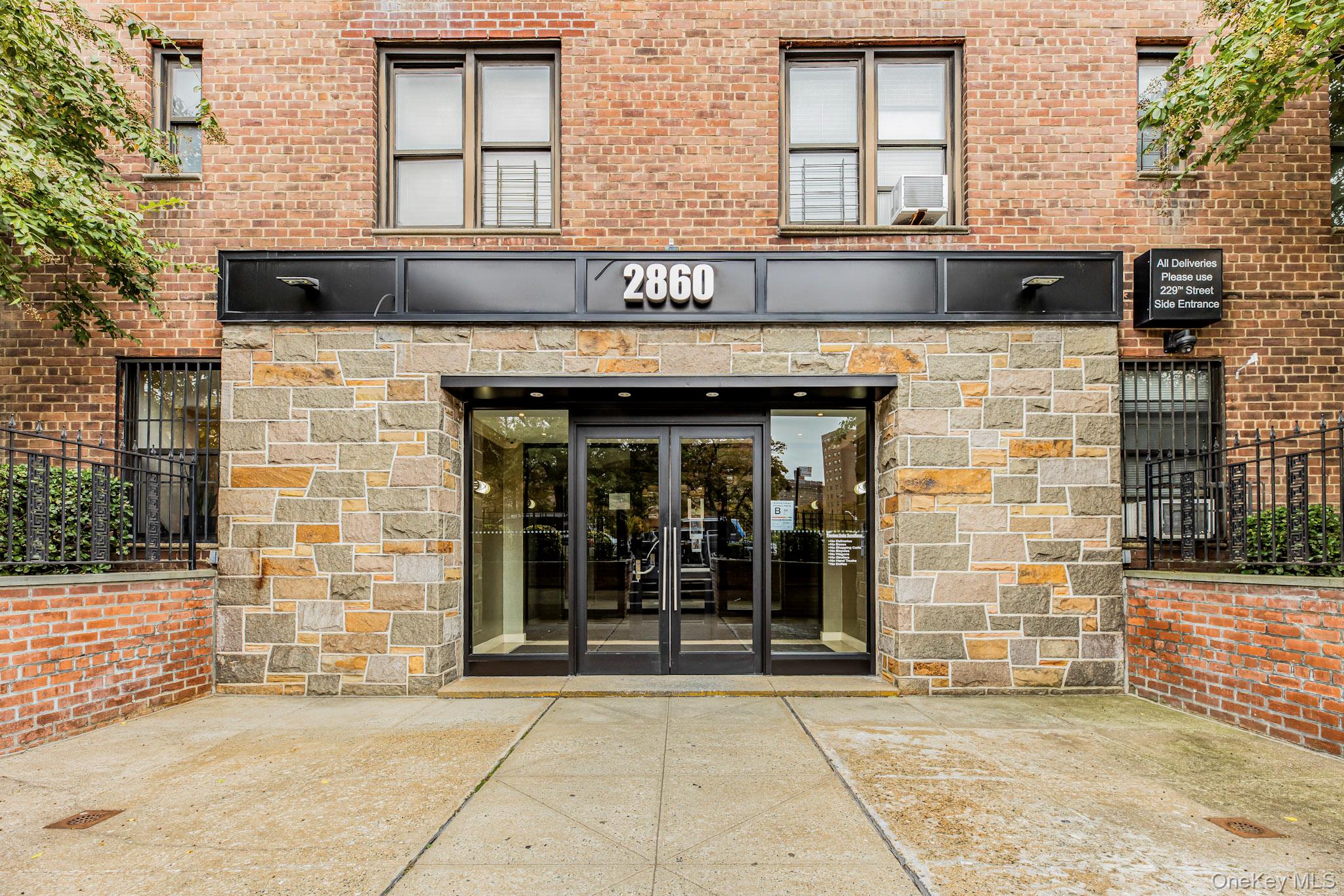 #17 photo, 2860 Bailey Avenue, Bronx , NY 10463