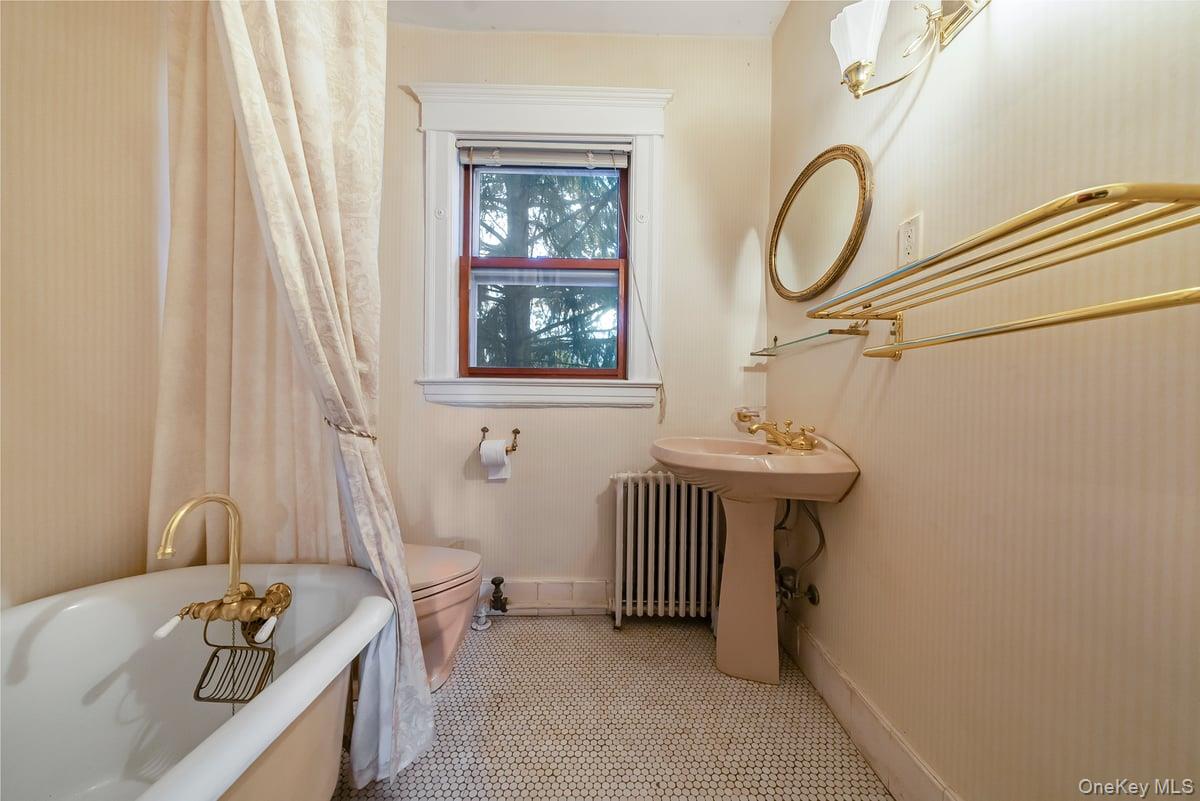 #16 photo, 43 Ridge Drive, Yonkers , NY 10705