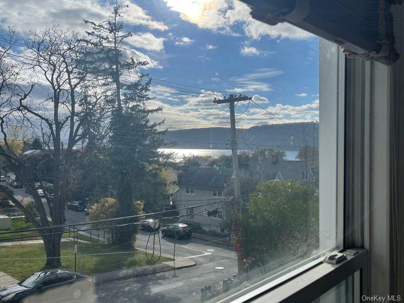 #7 photo, 579 Broadway, Hastings-on-Hudson , NY 10706