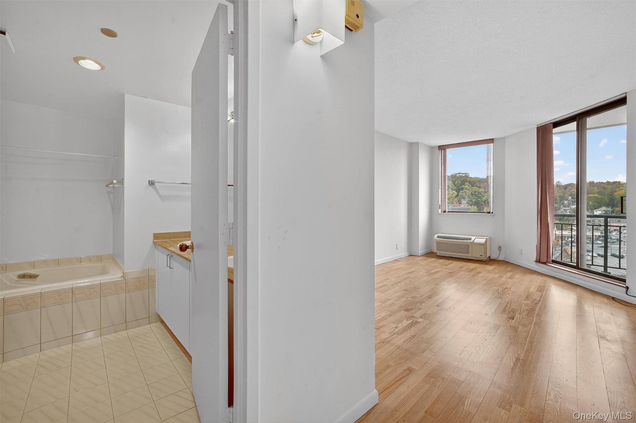 #11 photo, 50 E Hartsdale Avenue, Hartsdale , NY 10530