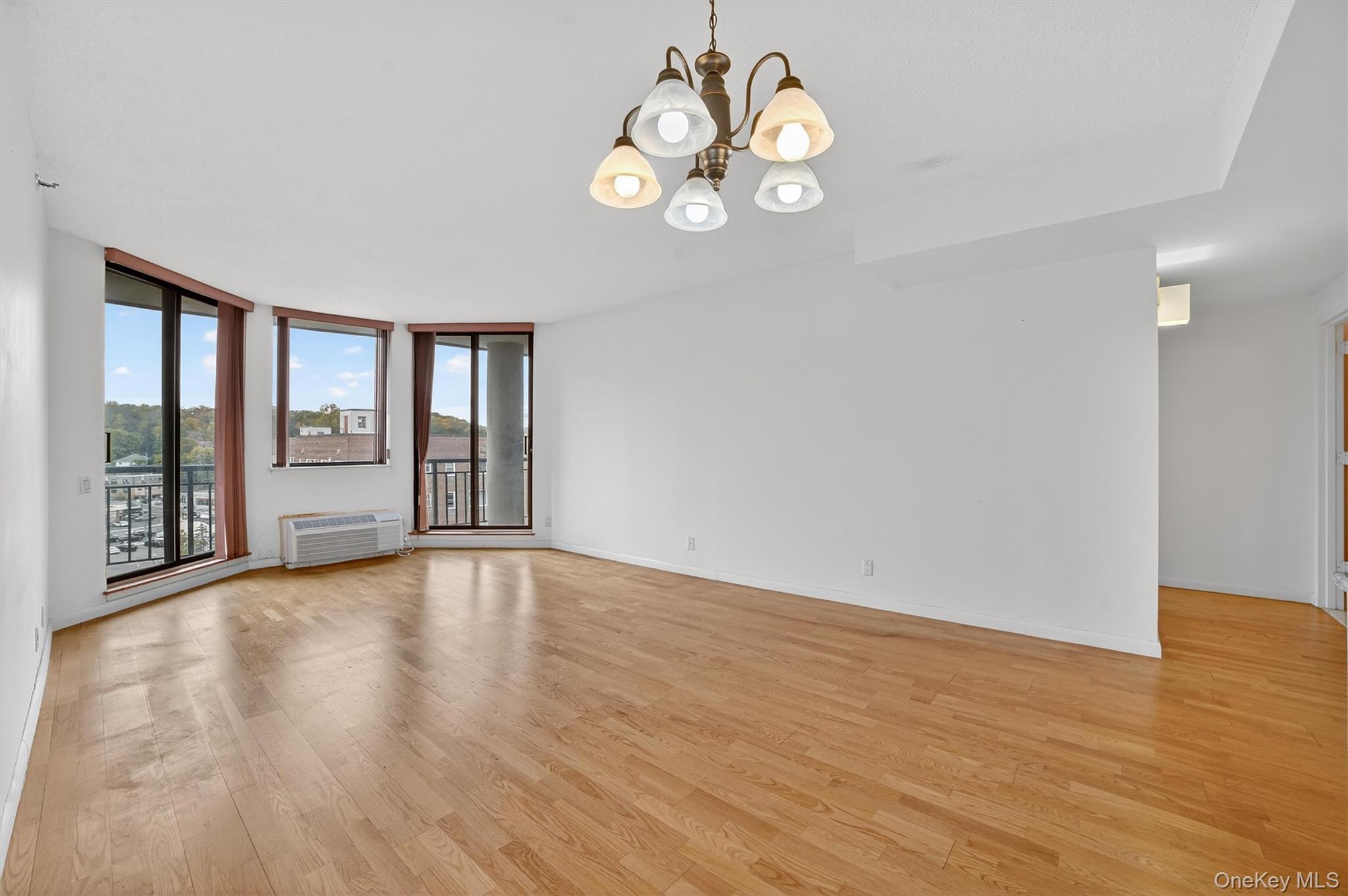 #8 photo, 50 E Hartsdale Avenue, Hartsdale , NY 10530