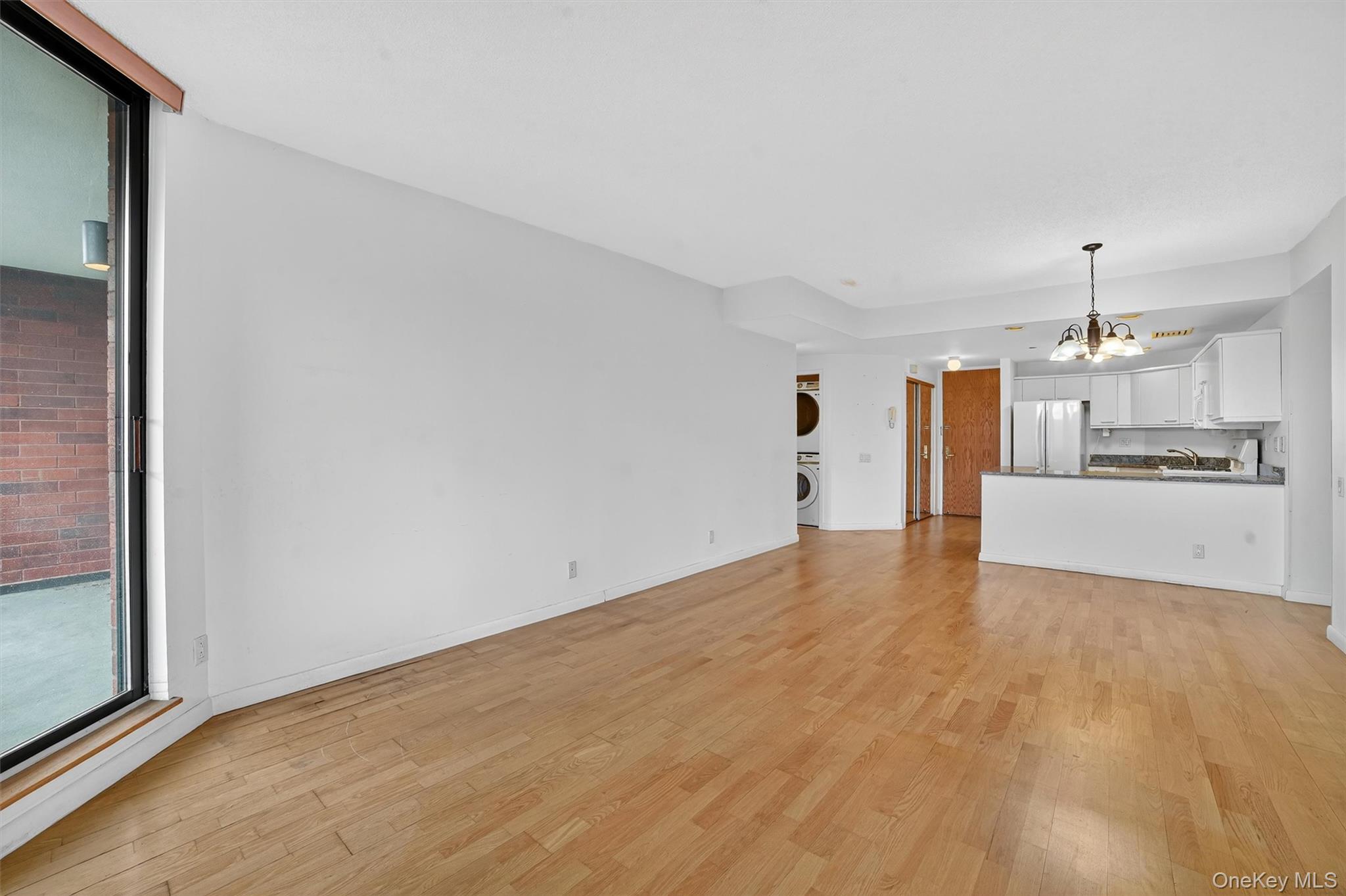 #9 photo, 50 E Hartsdale Avenue, Hartsdale , NY 10530