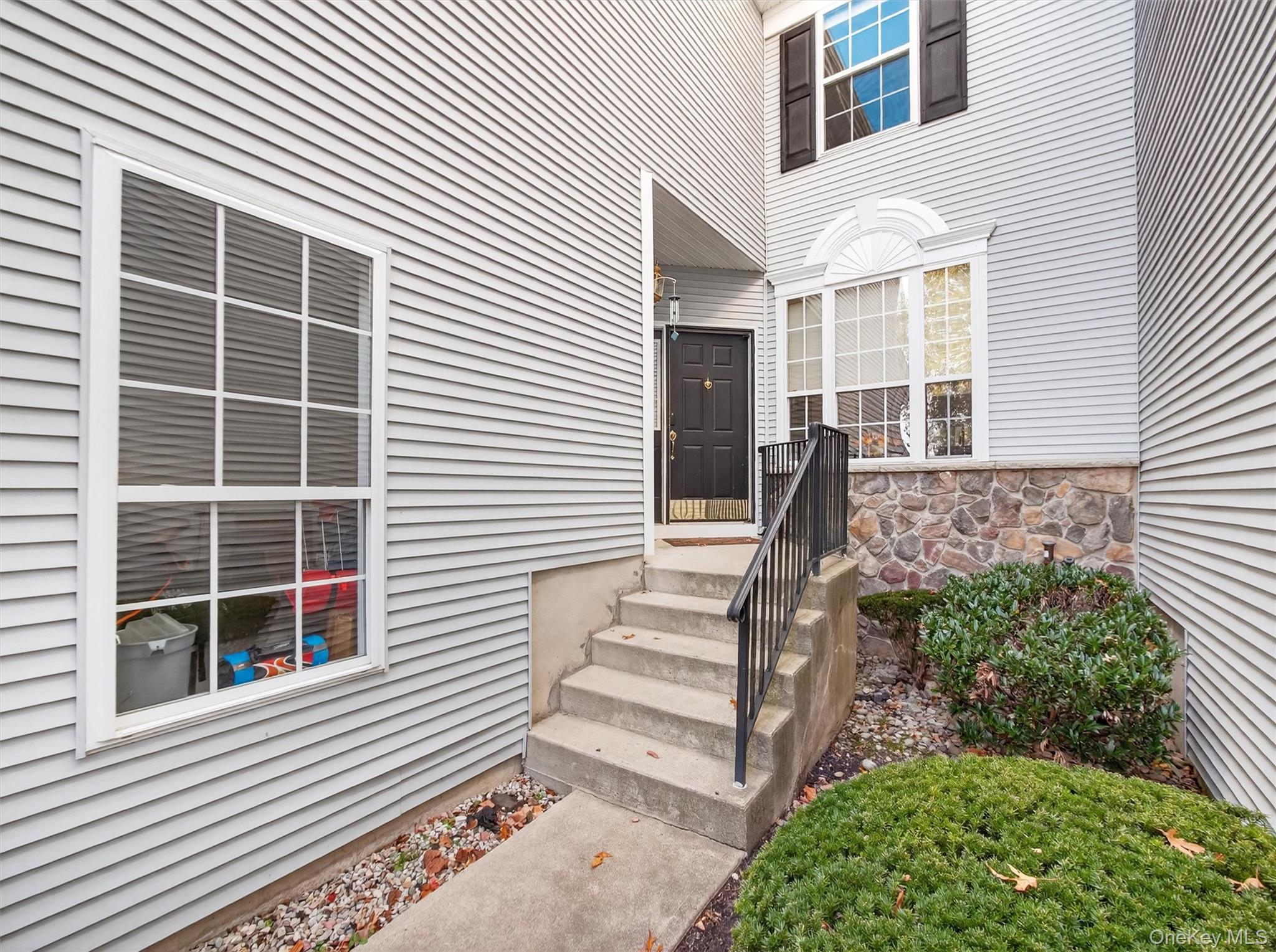 #2 photo, 221 Woodlands Drive, Tuxedo Park , NY 10987