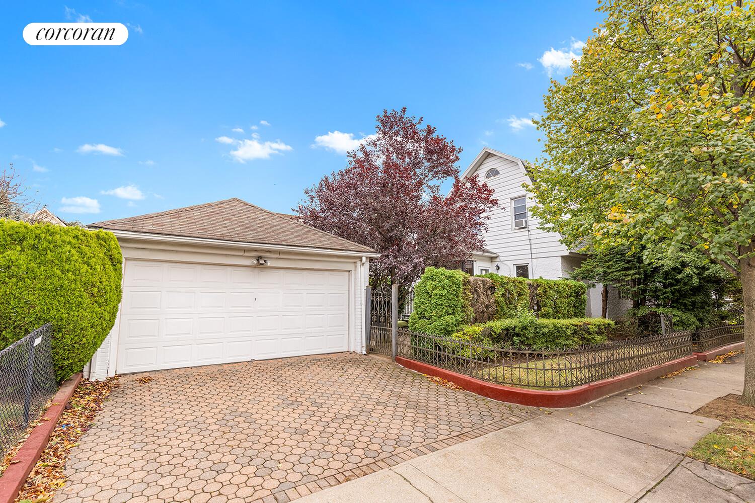 #3 photo, 2401 AVE R, ブルックリン区 Madison , NY 11229