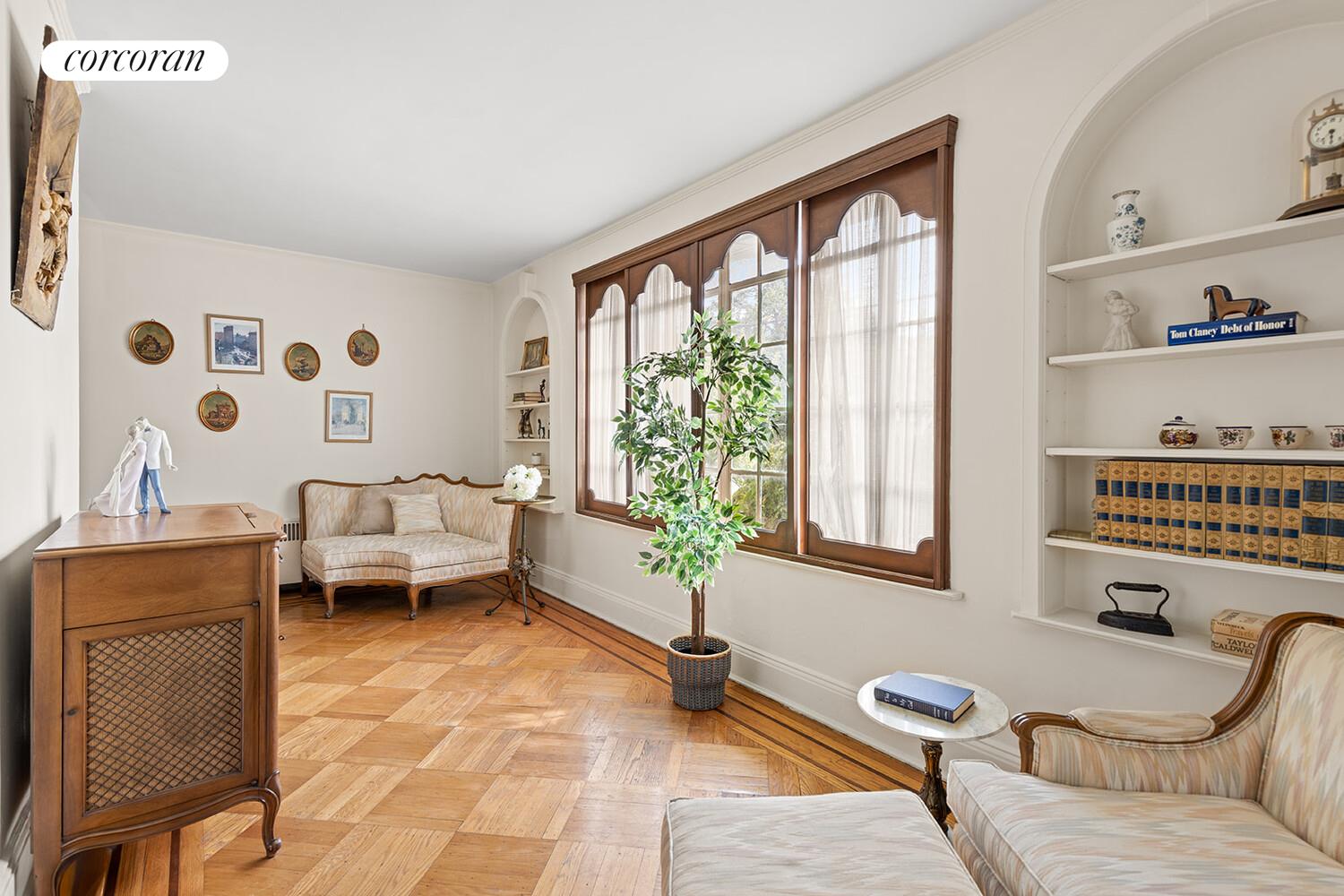 #5 photo, 2401 AVE R, ブルックリン区 Madison , NY 11229