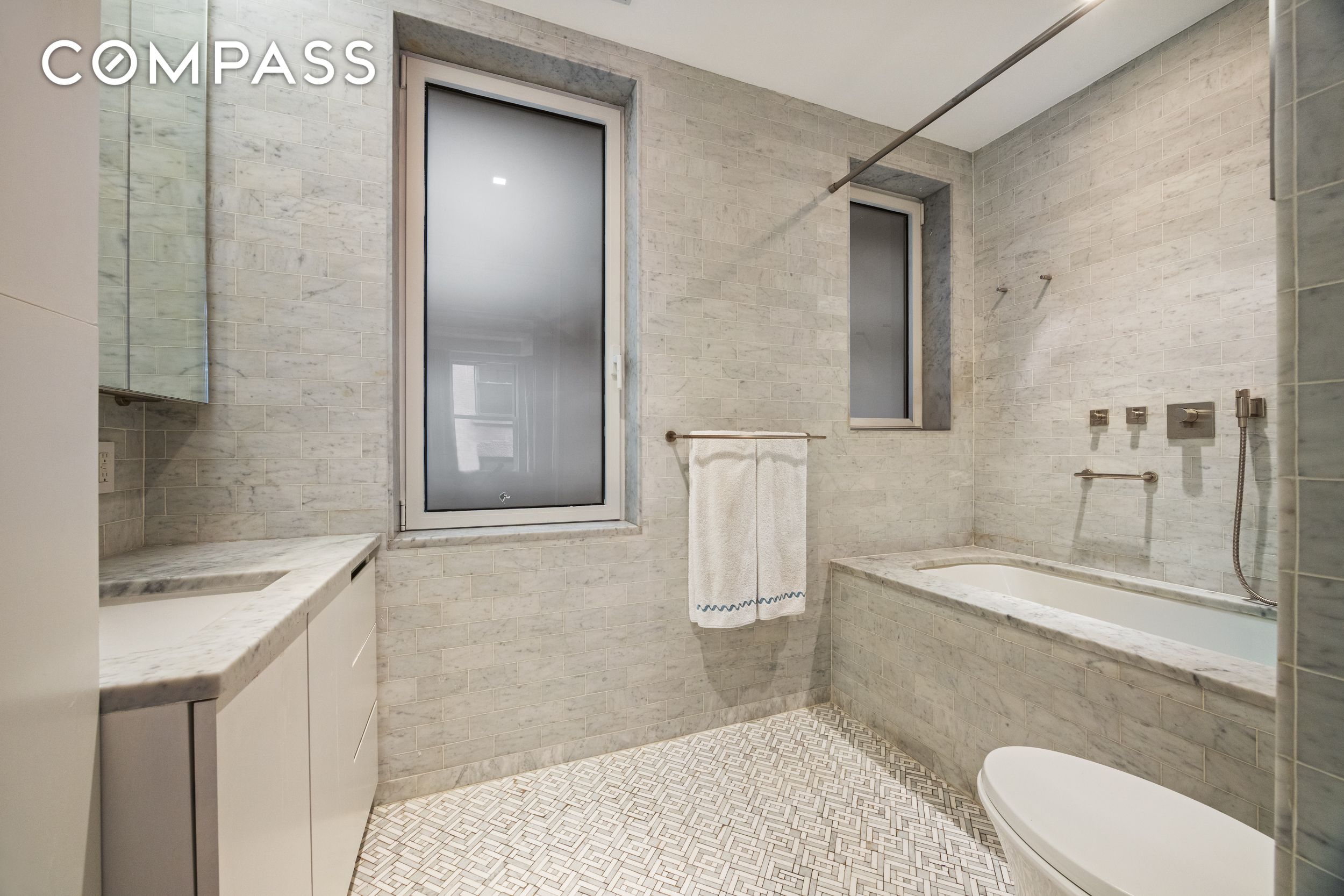 #13 photo, 5 Harrison Street, マンハッタン TriBeCa , NY 10013