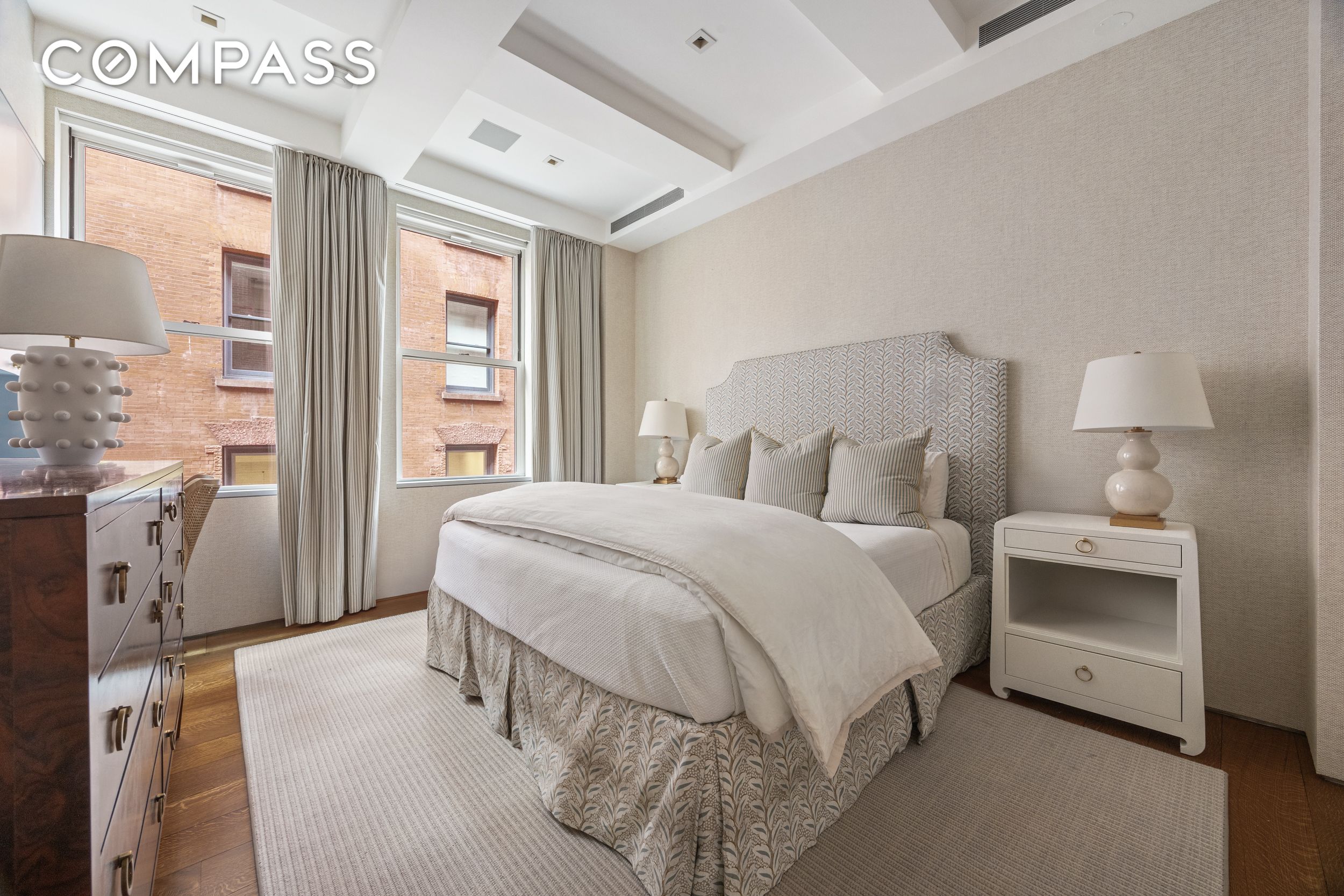 #9 photo, 5 Harrison Street, マンハッタン TriBeCa , NY 10013