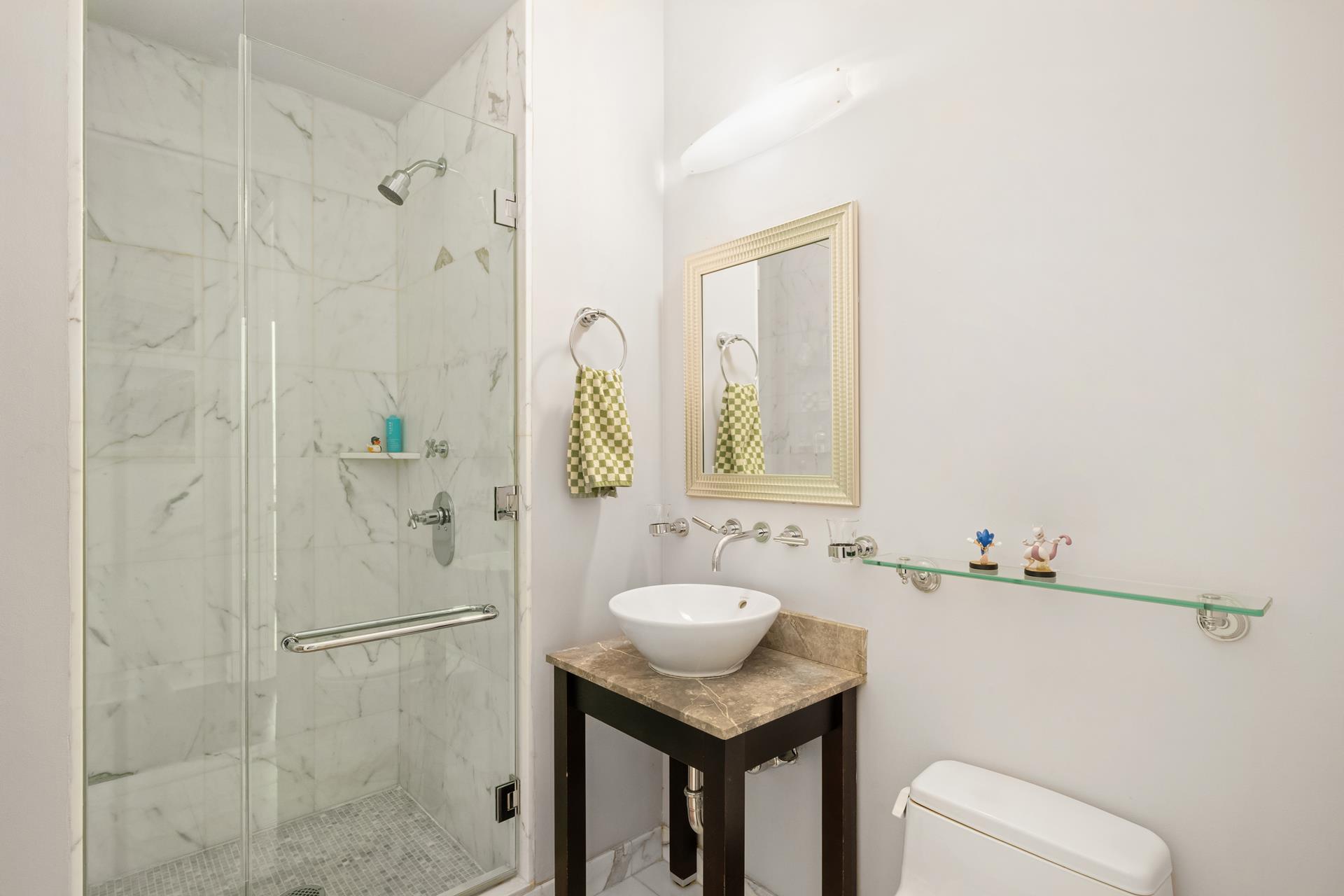 #10 photo, 230 W 56TH Street, マンハッタン Midtown , NY 10019