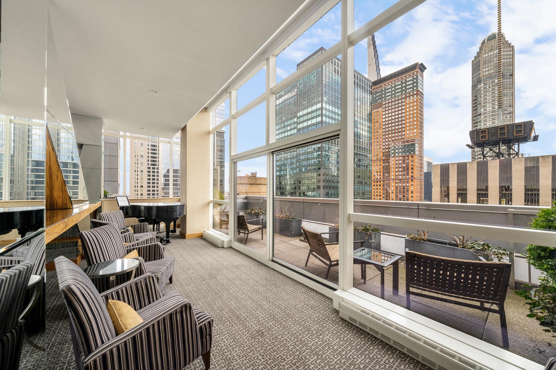 #13 photo, 230 W 56TH Street, マンハッタン Midtown , NY 10019