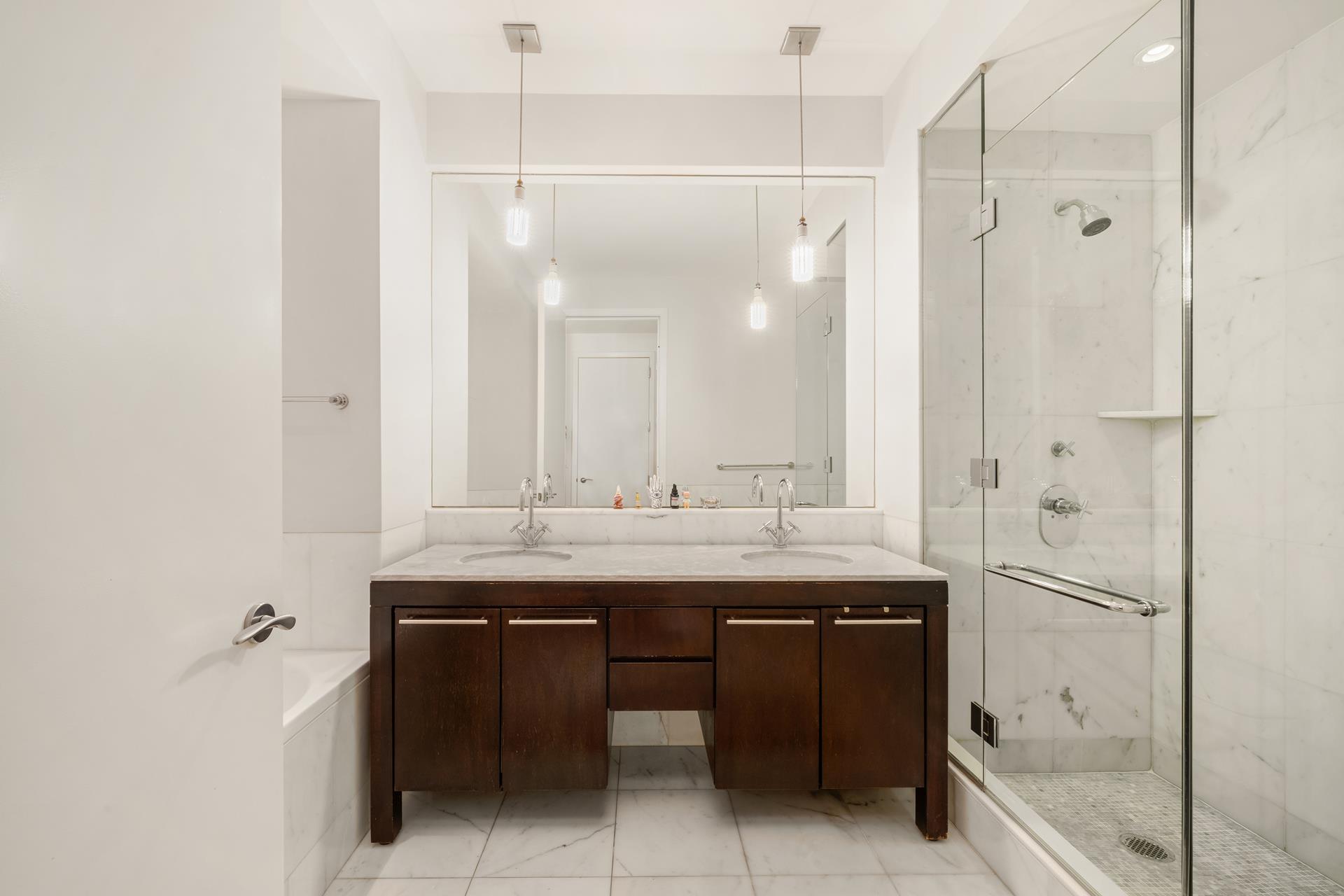 #6 photo, 230 W 56TH Street, マンハッタン Midtown , NY 10019